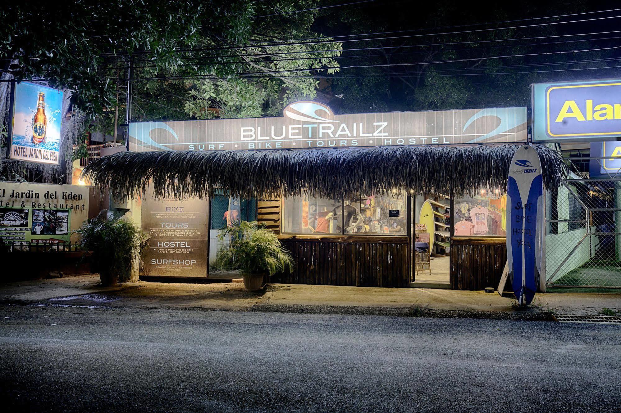 Blue Trailz & Surf Camp