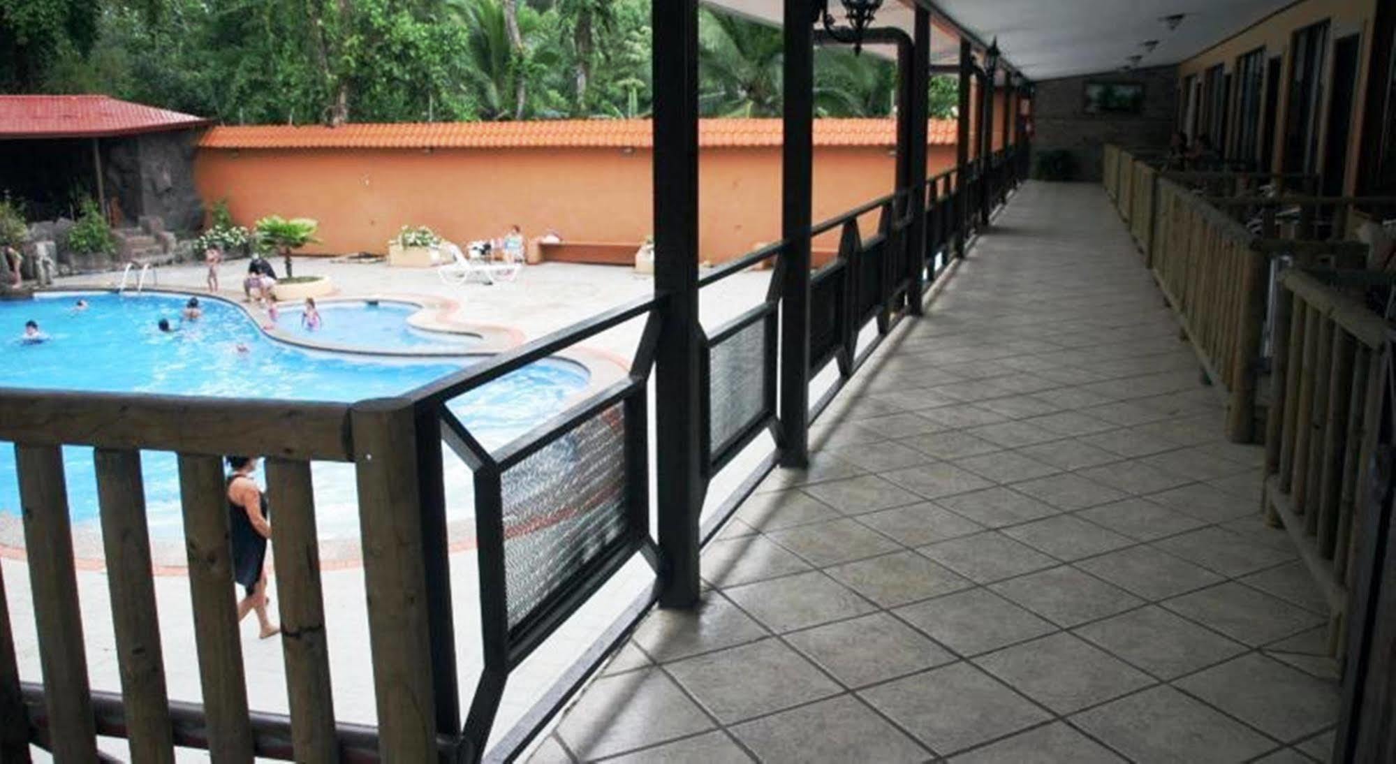 El Bambu Hotel 3*