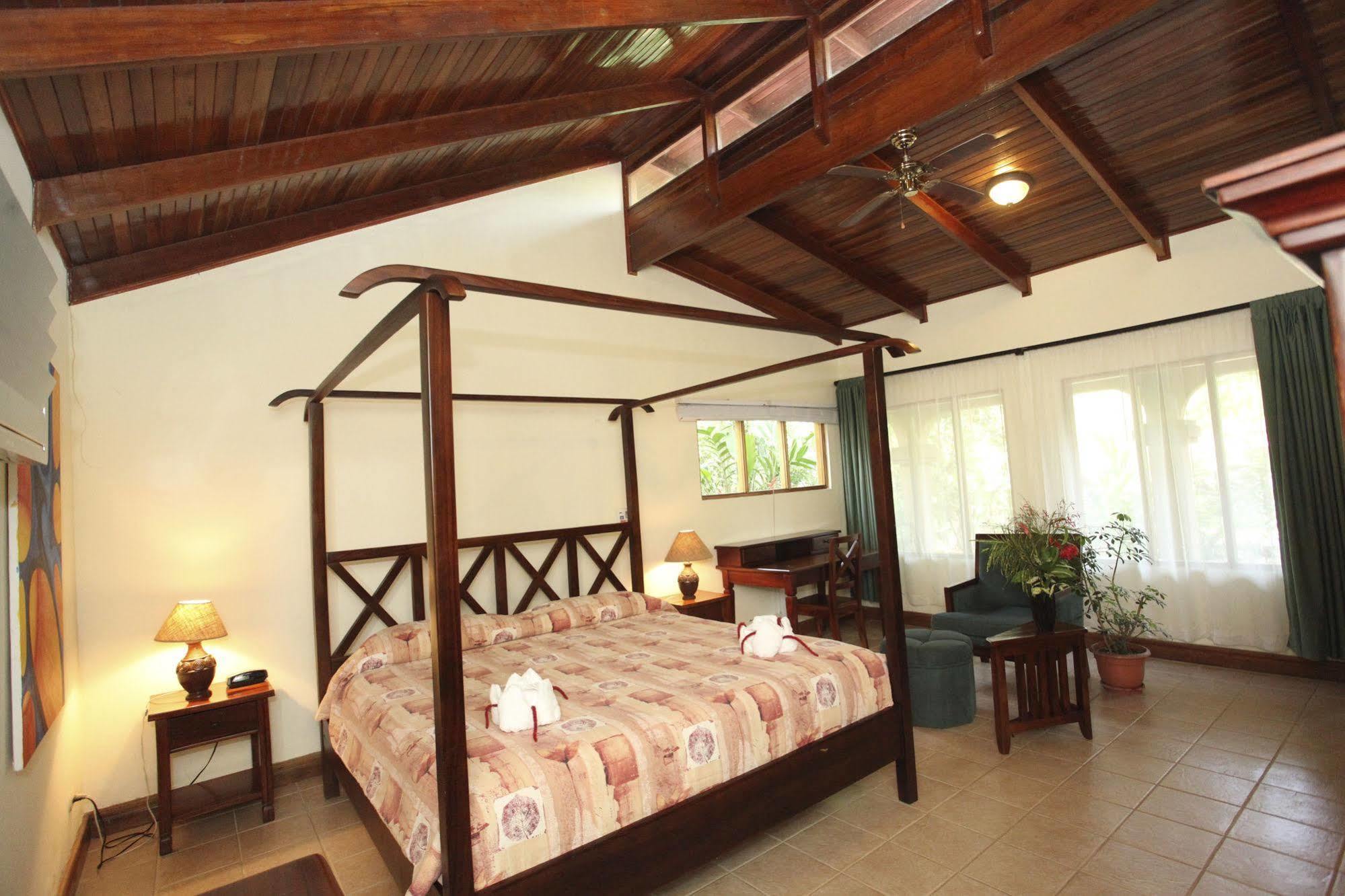 Docelunas Hotel