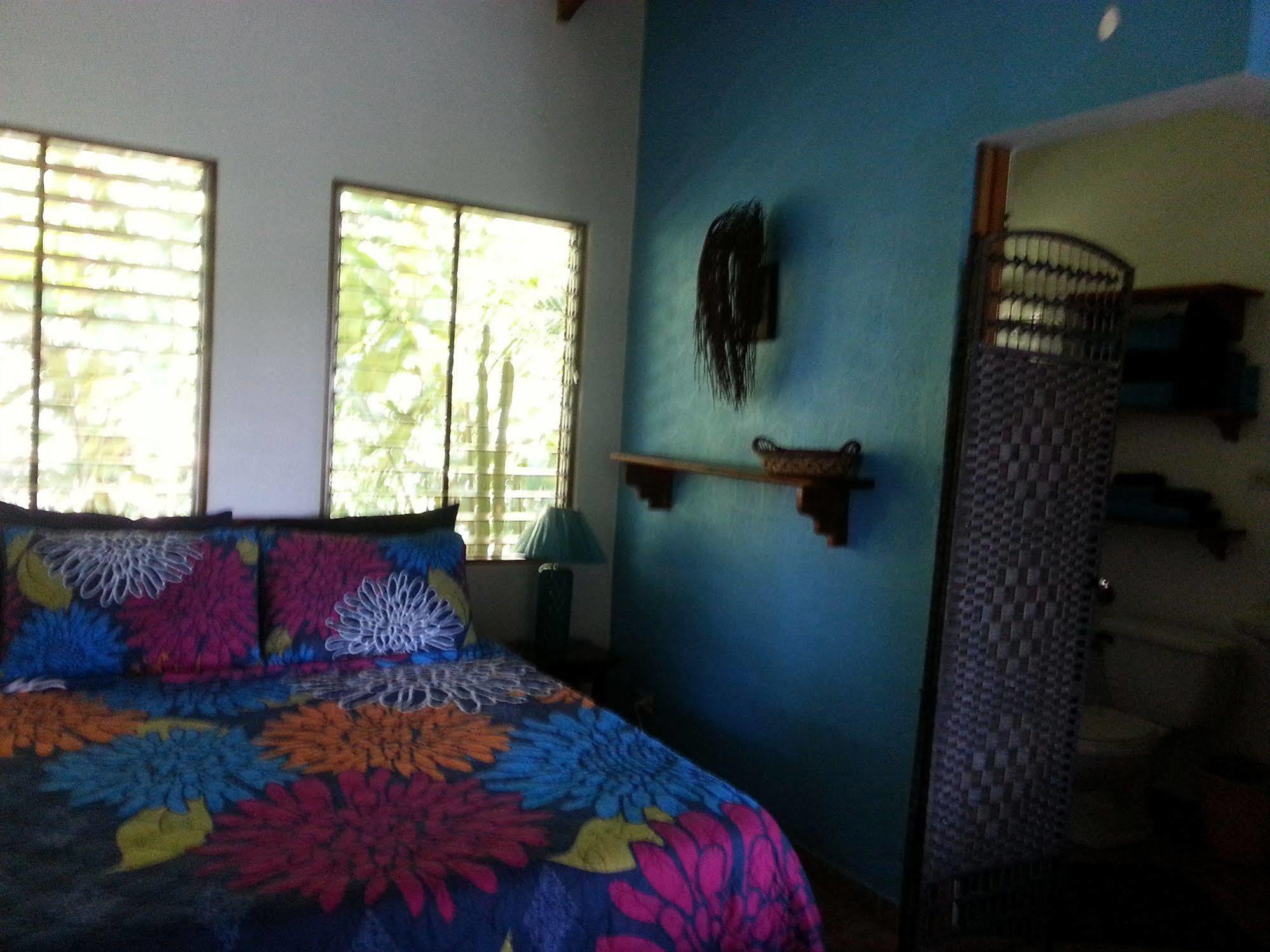 Lodge De Oros *