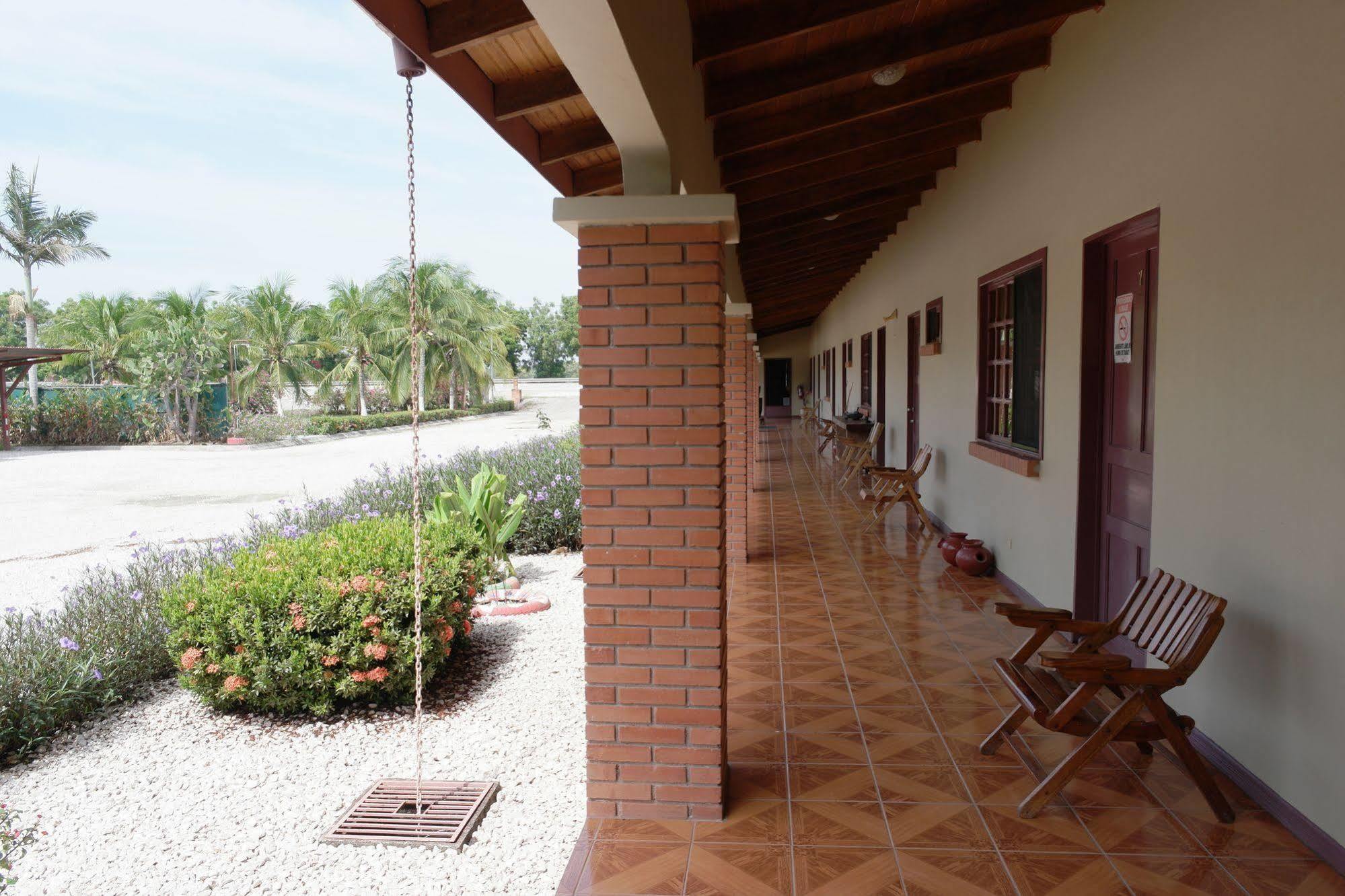 La Arena Hotel 3*