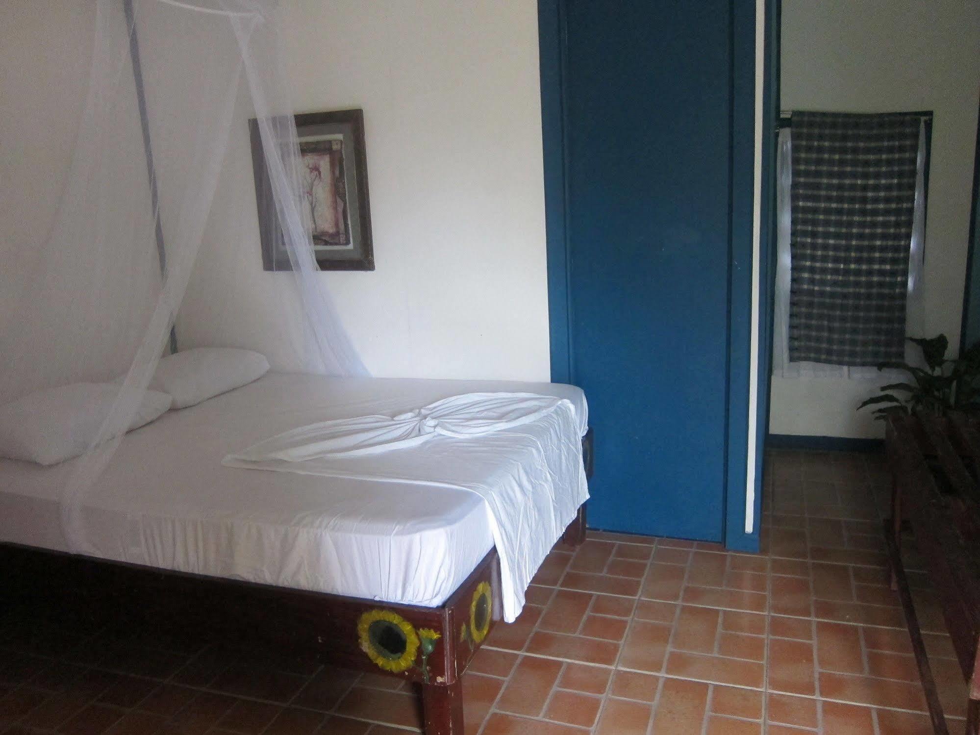 Hotel La Casona De 2*