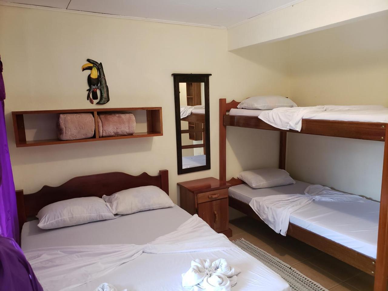 Hotel Cabinas Pura Vida Tour Operator 2*