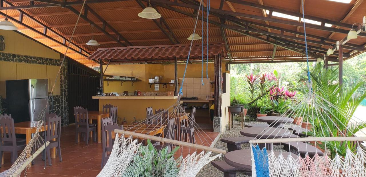 Cabinas Pura Vida Tour Operator 2* Drake Bay