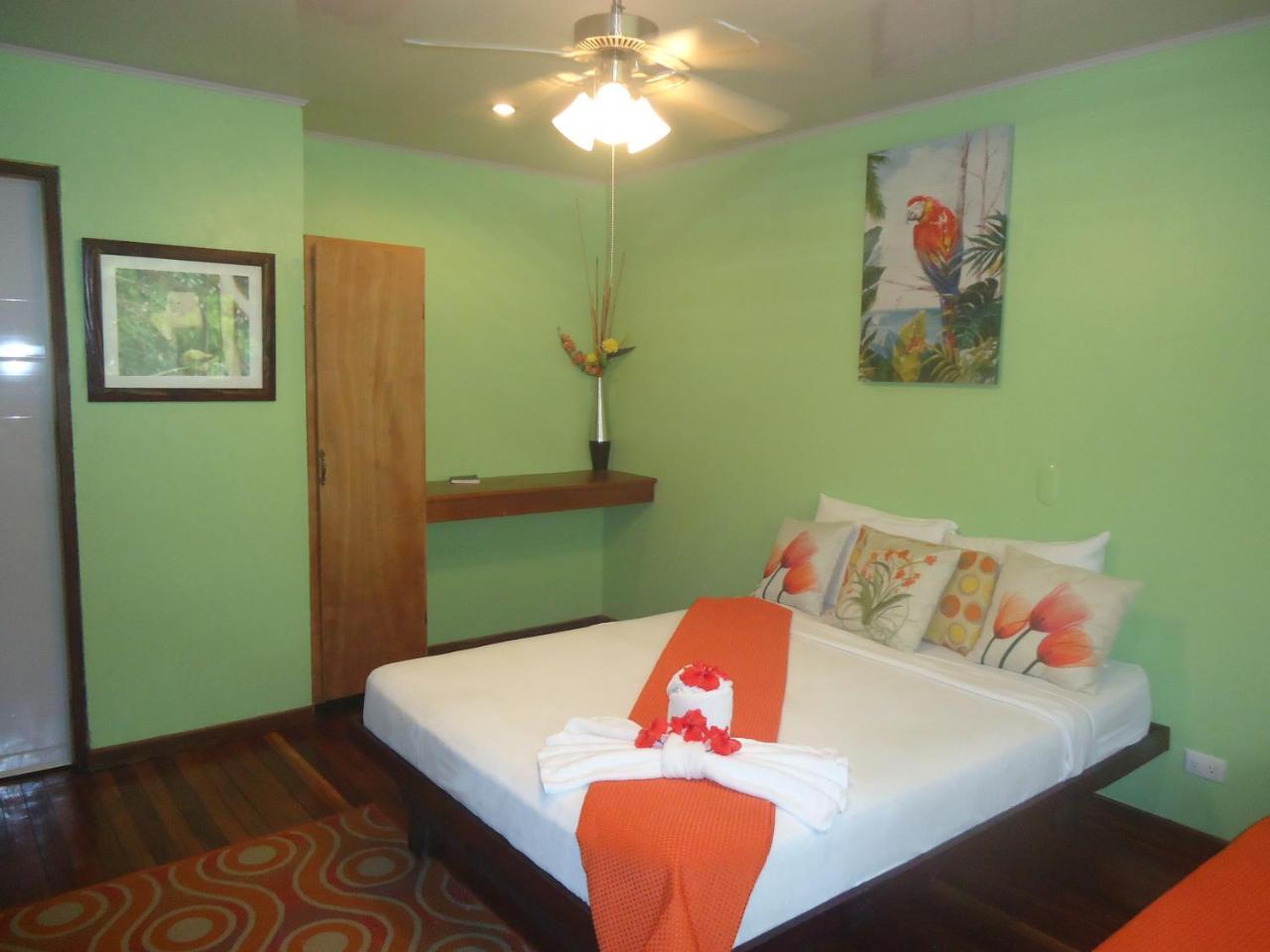Hotel Mandarina