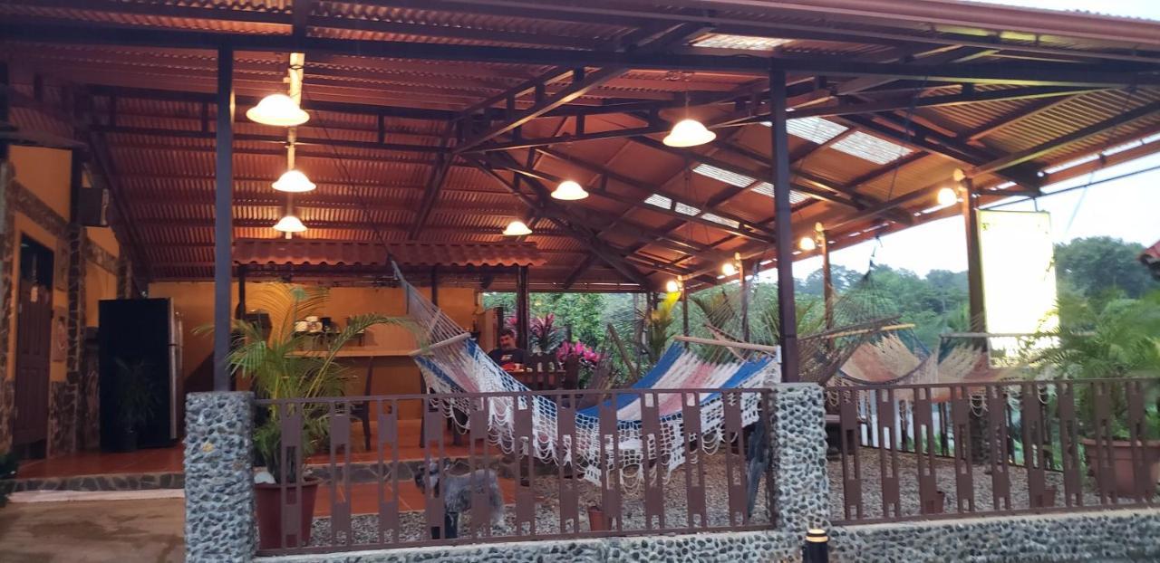 Cabinas Pura Vida Tour Operator Hotel Drake Bay