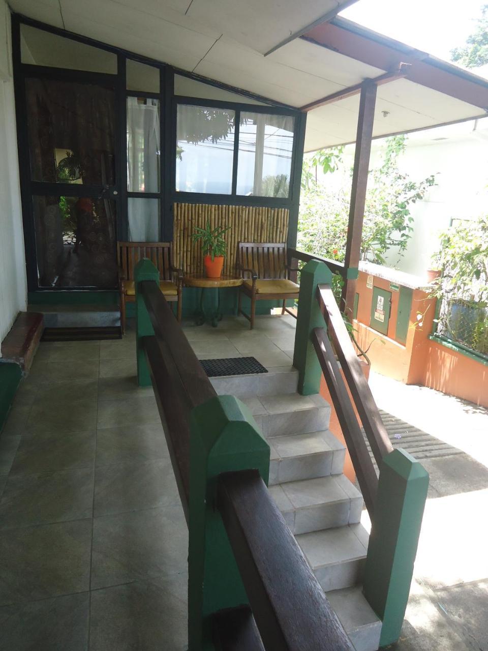 Mandarina Hotel 3*