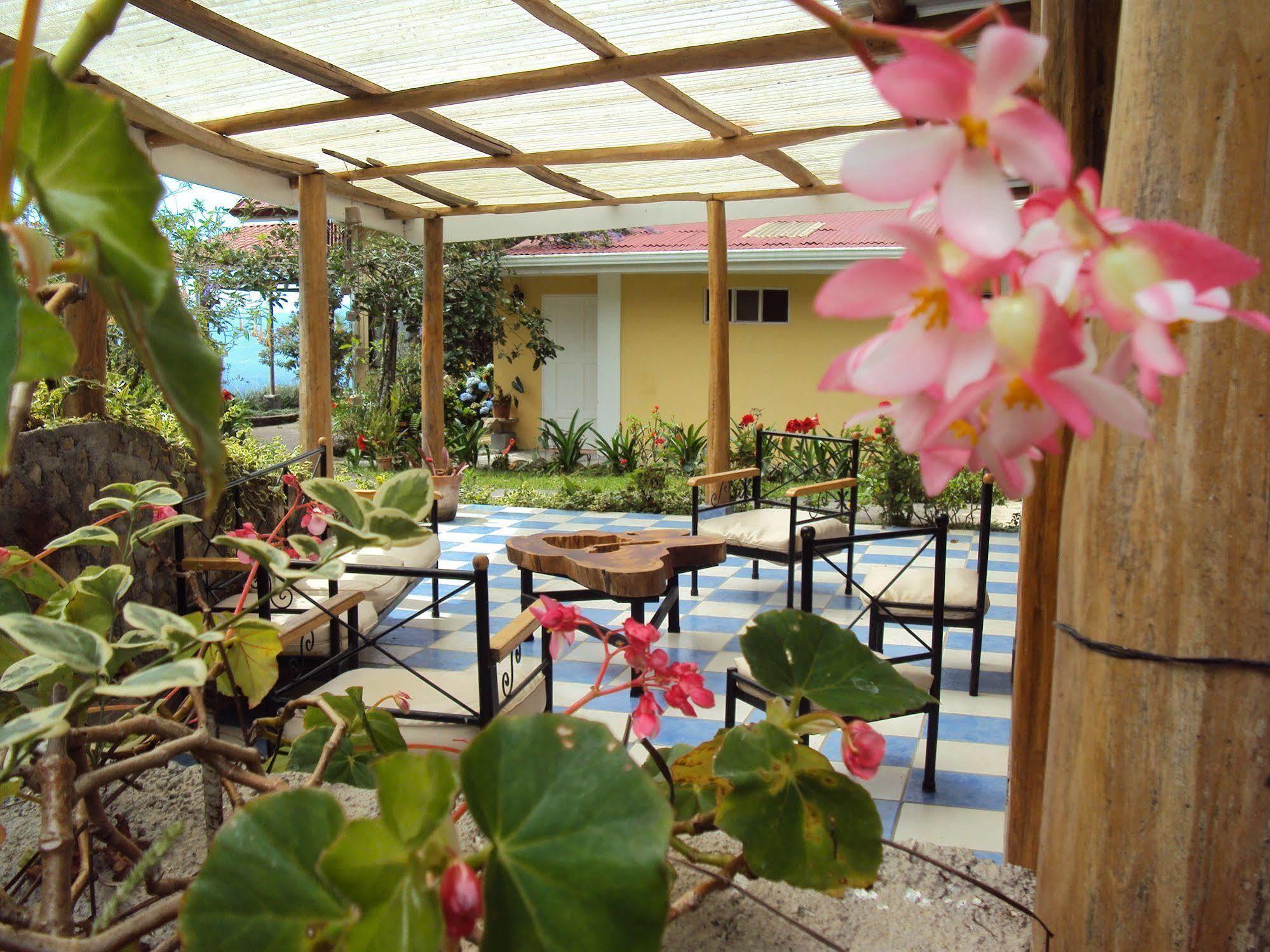 Guayabo Hotel