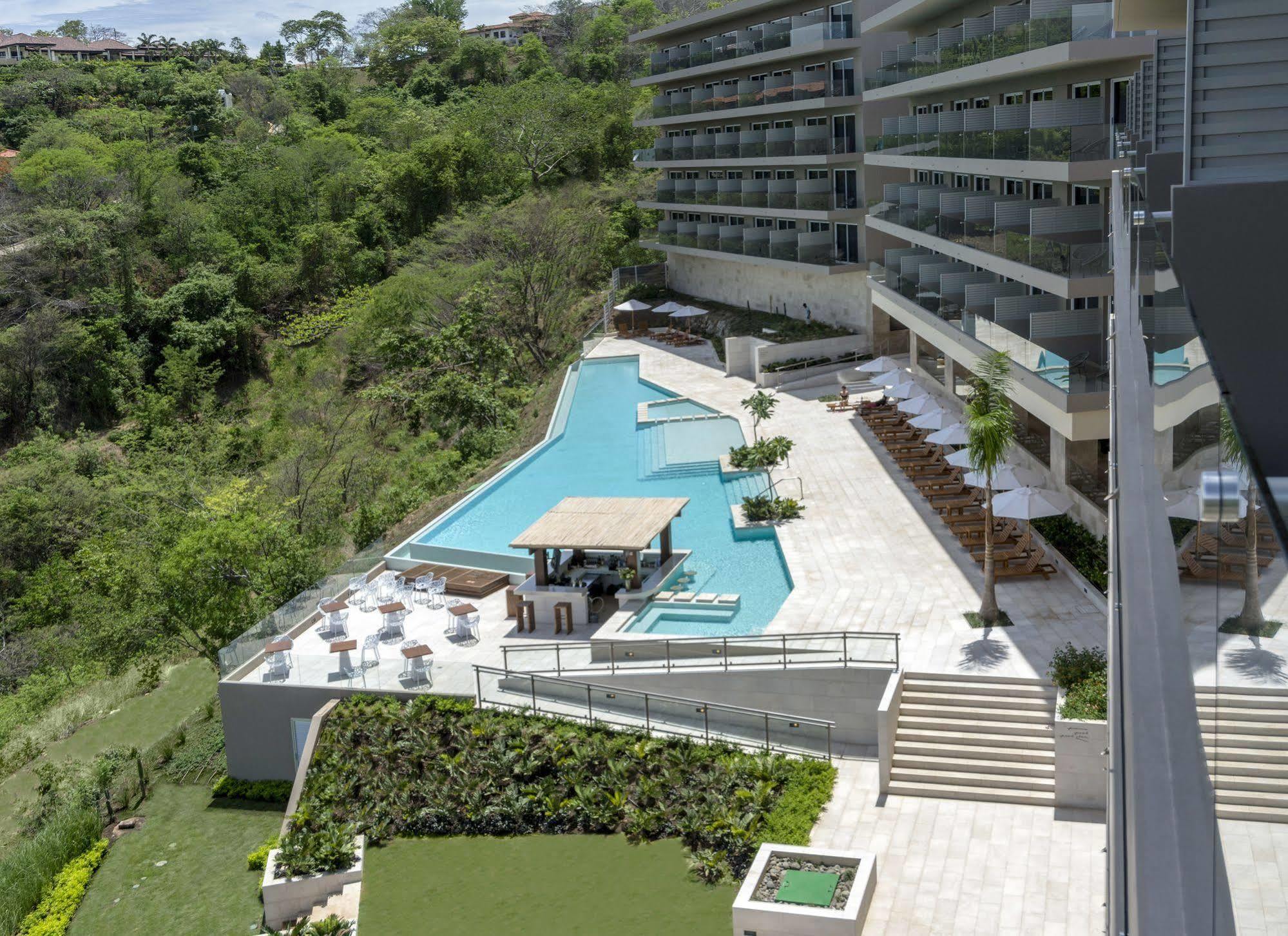 Wyndham Hotel