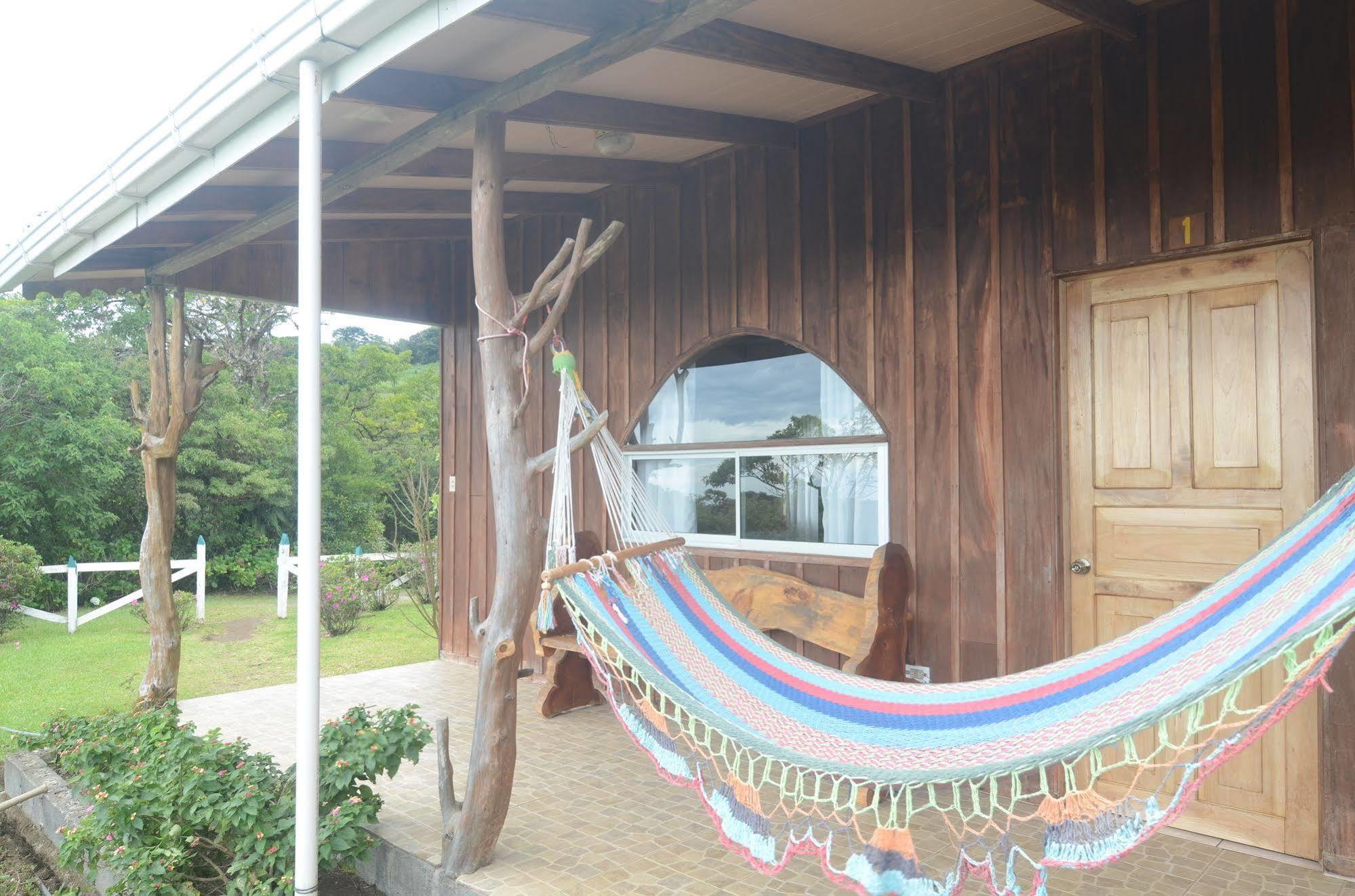 Cabinas Capulin & Farm Farm stay Monteverde