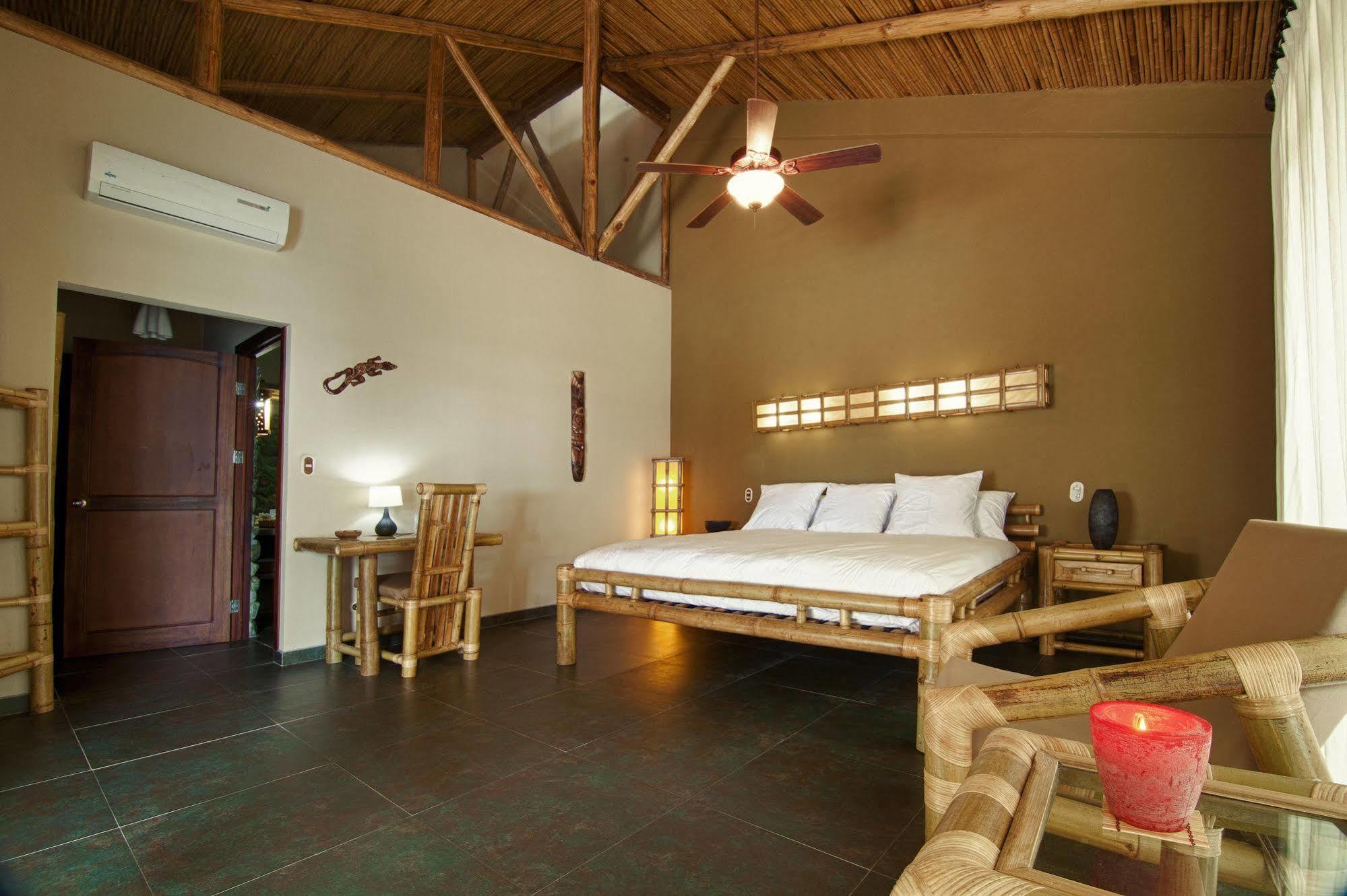 Hotel Clandestino Parrita