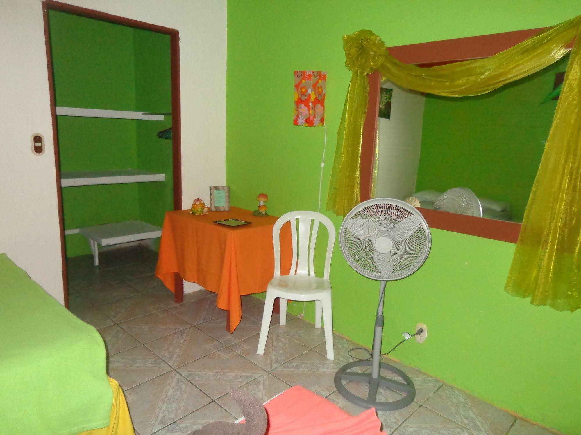 Cabinas Natural Tortuguero