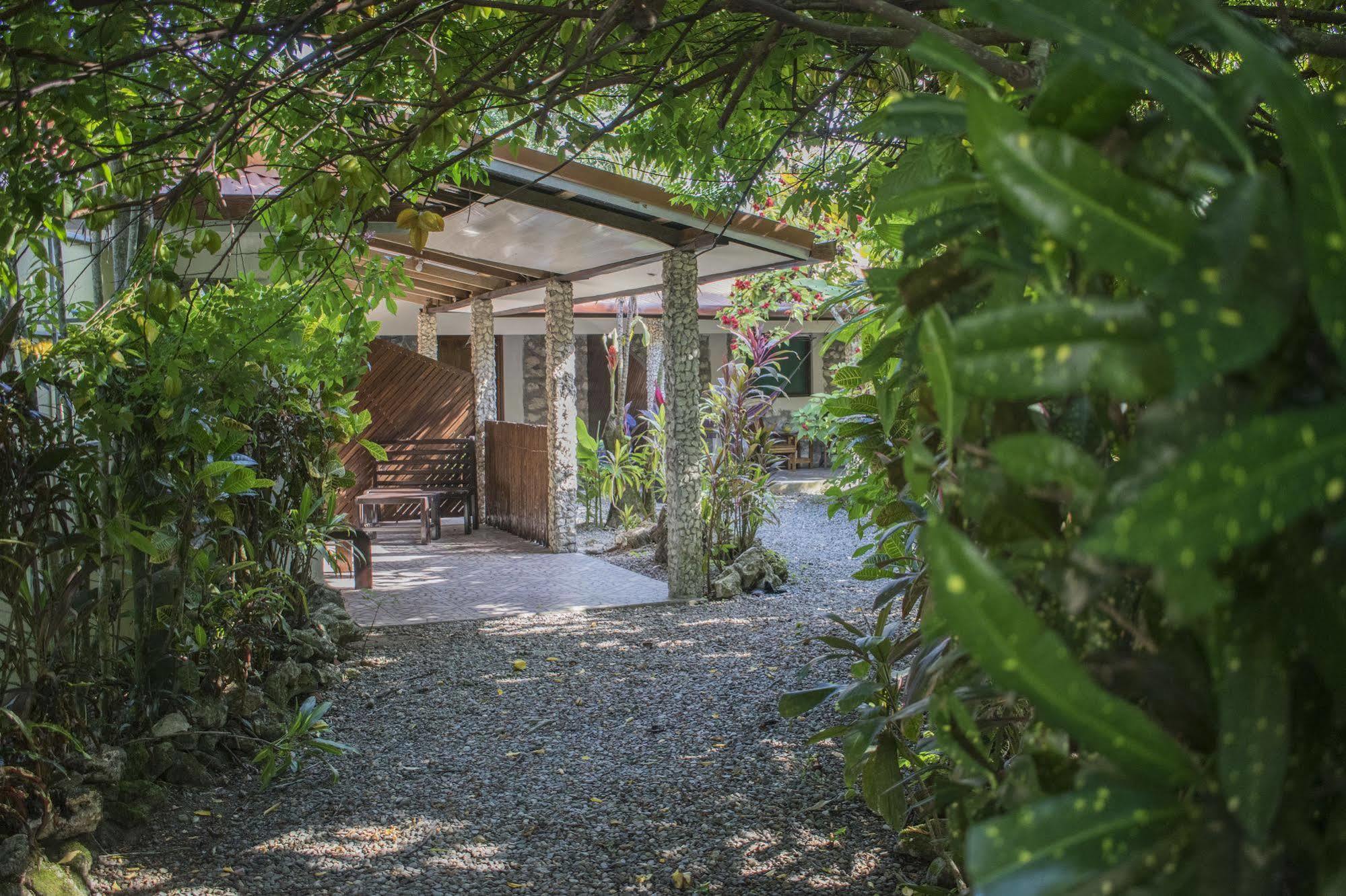 Atlantida Lodge Cahuita