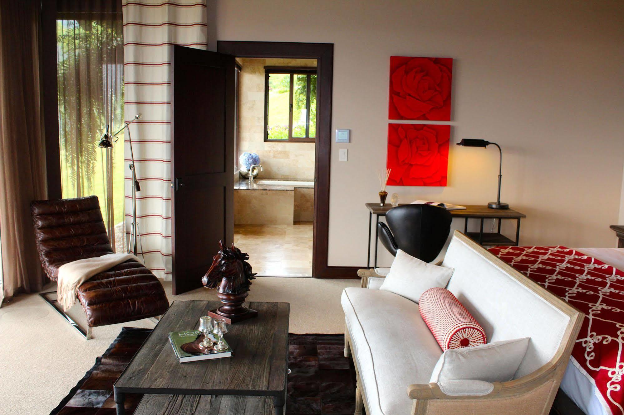 Resort Hacienda Altagracia, Collection