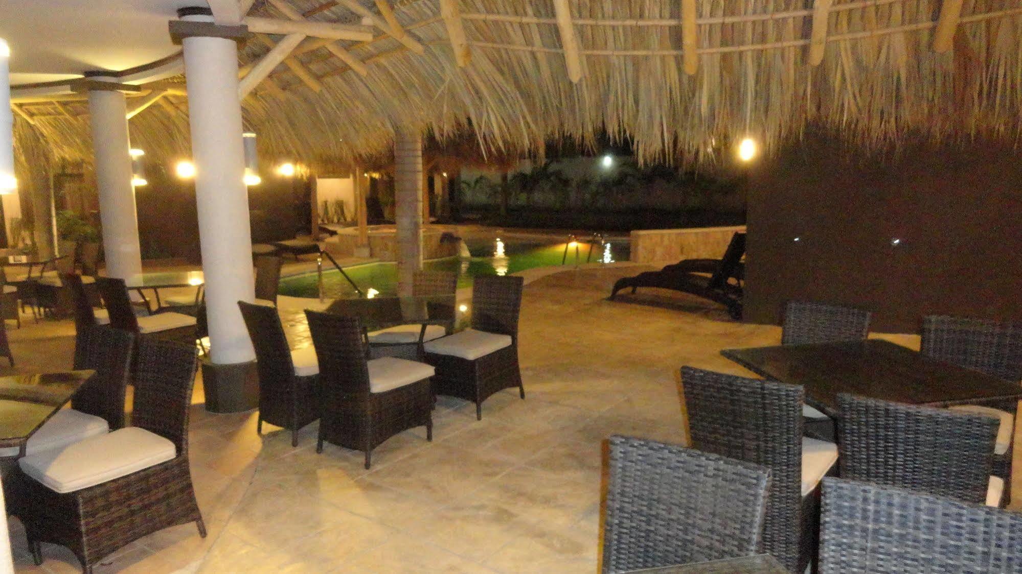 Colono Hotel 3*