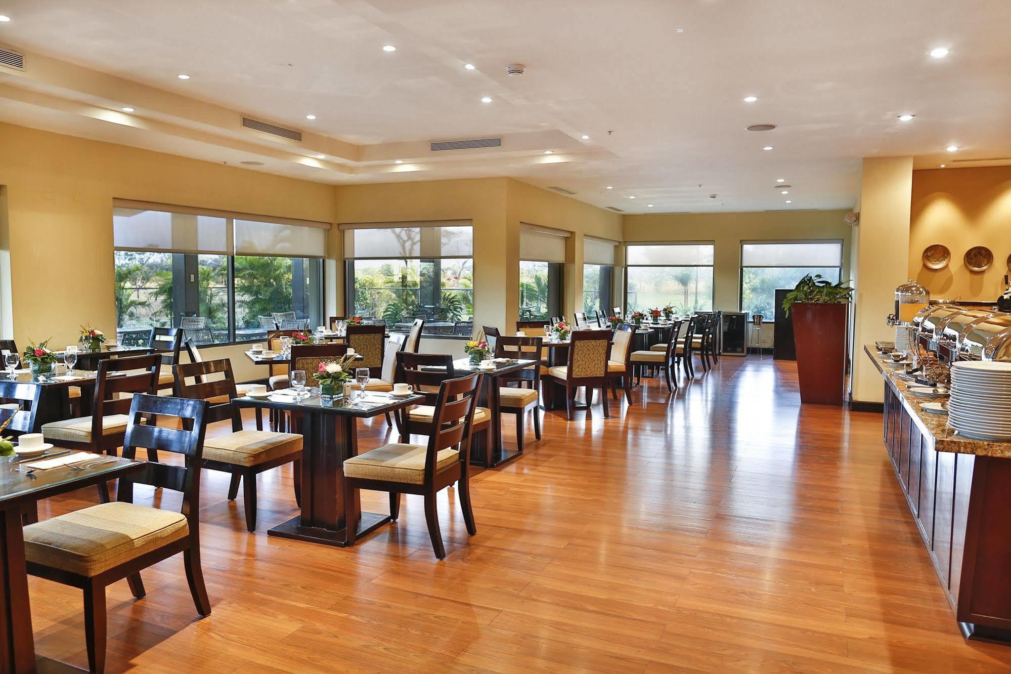 Hilton Garden Guanacaste Airport 3*