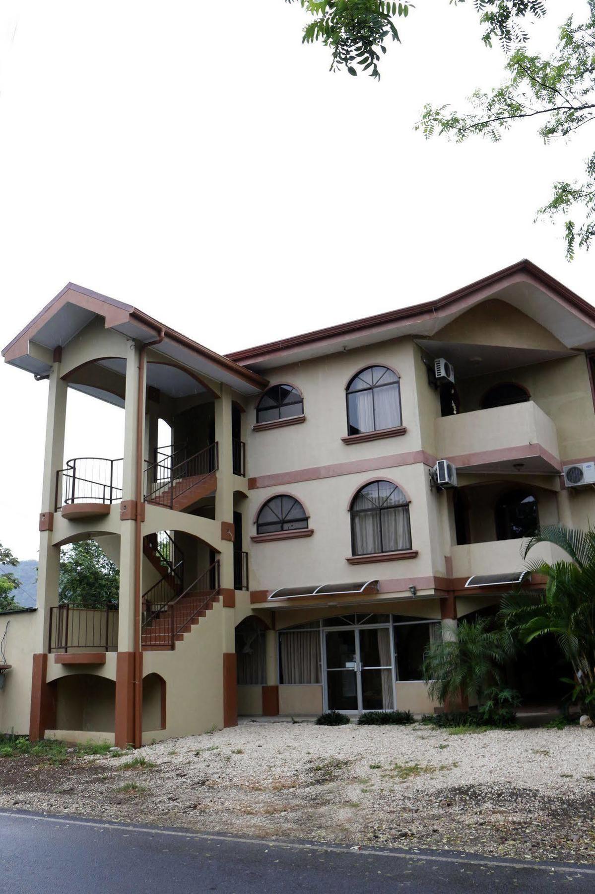 Hotel Jinesta Conchal 4*