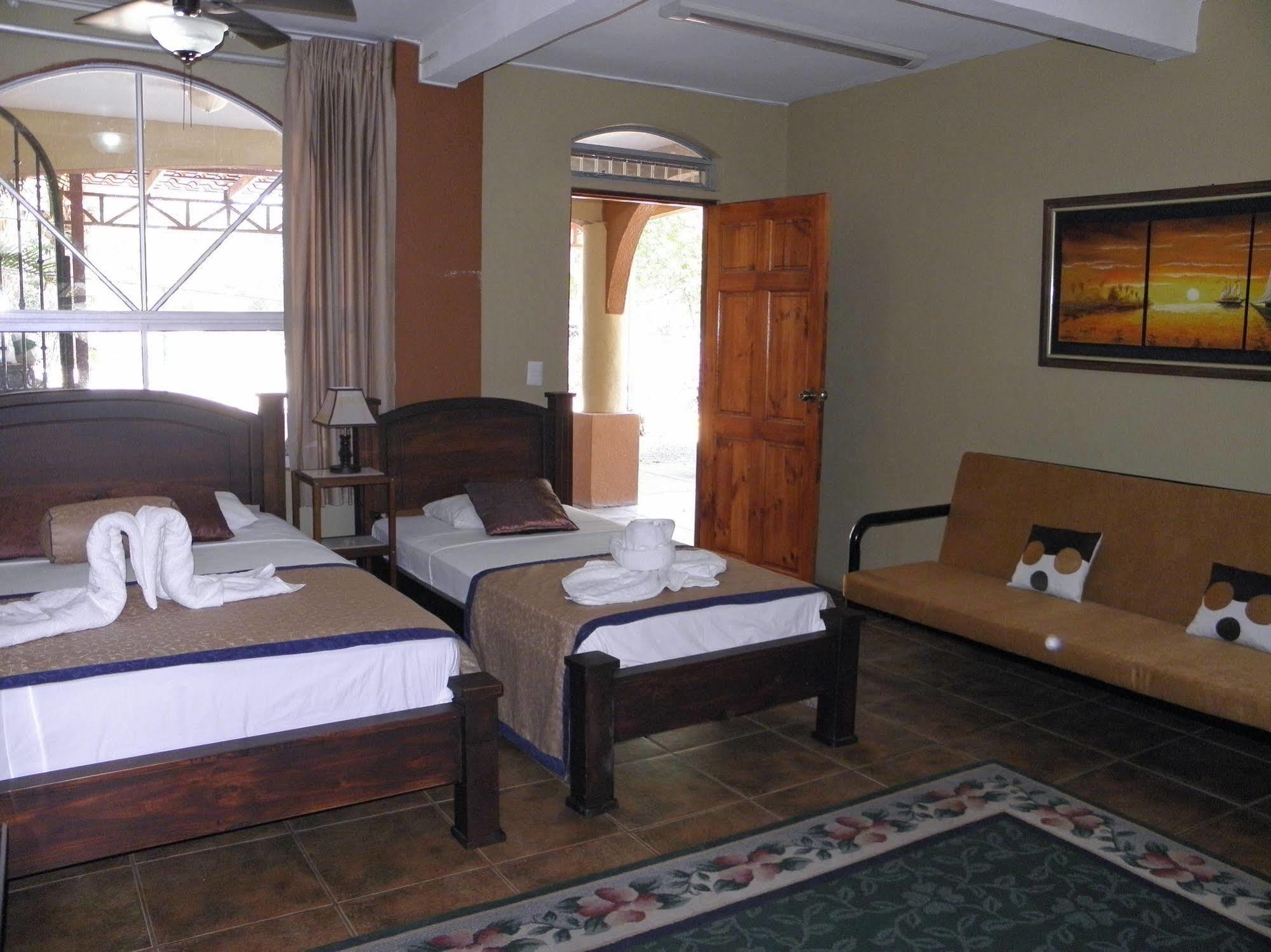 Jinesta Conchal Hotel