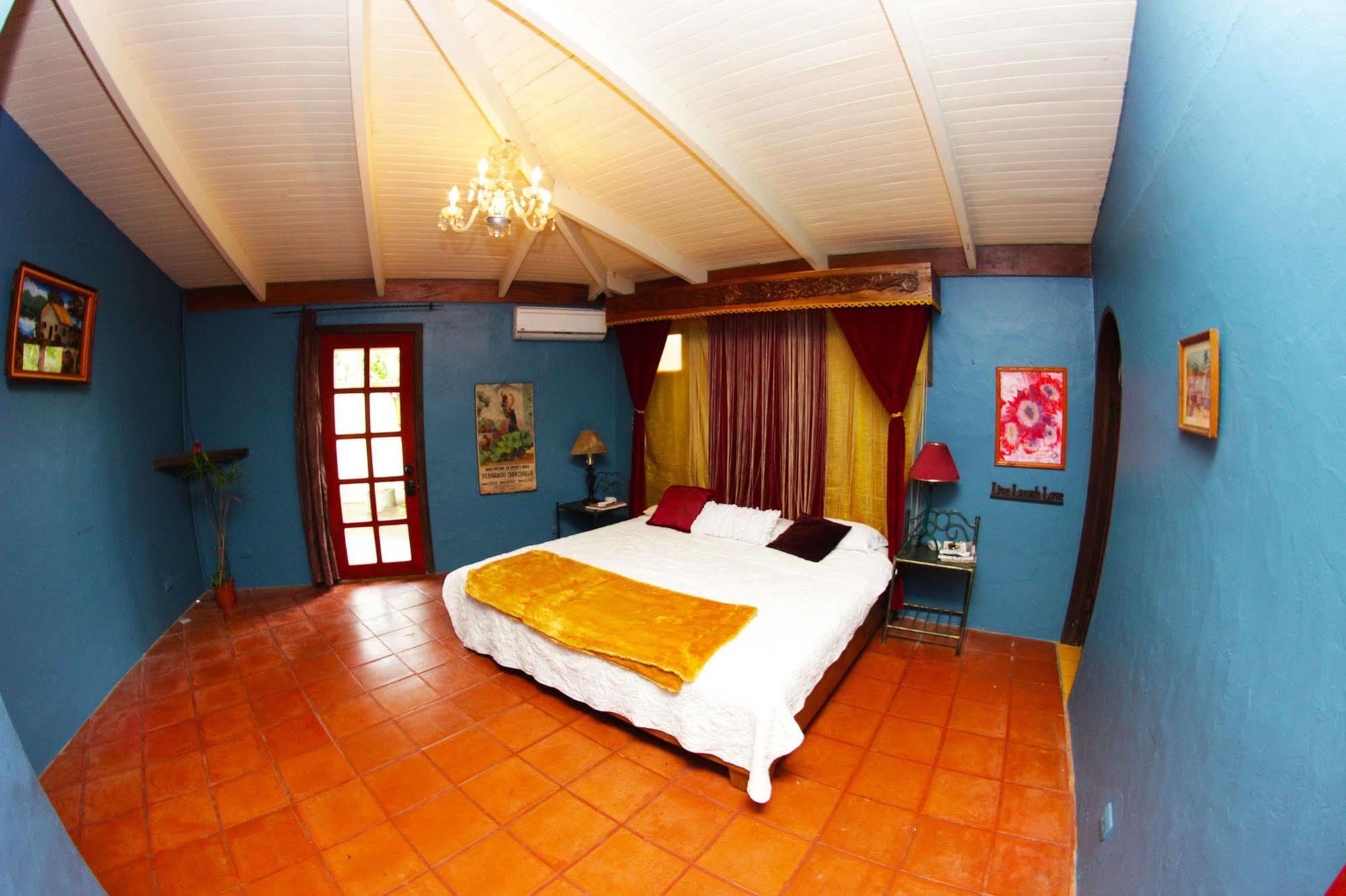 Toad Hall Hotel 4*