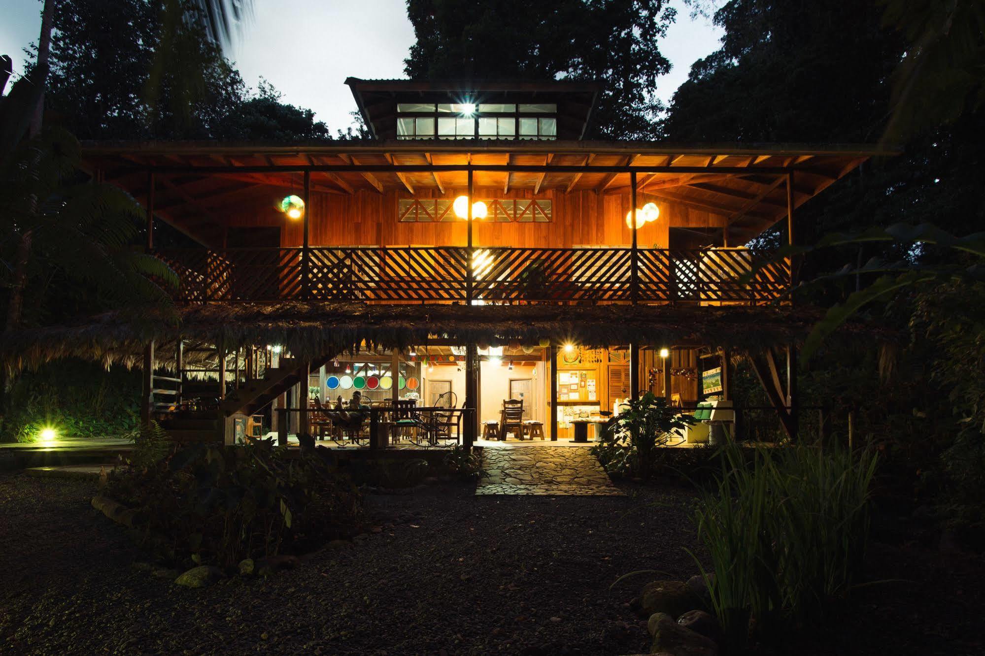 La Kukula Hotel 3*