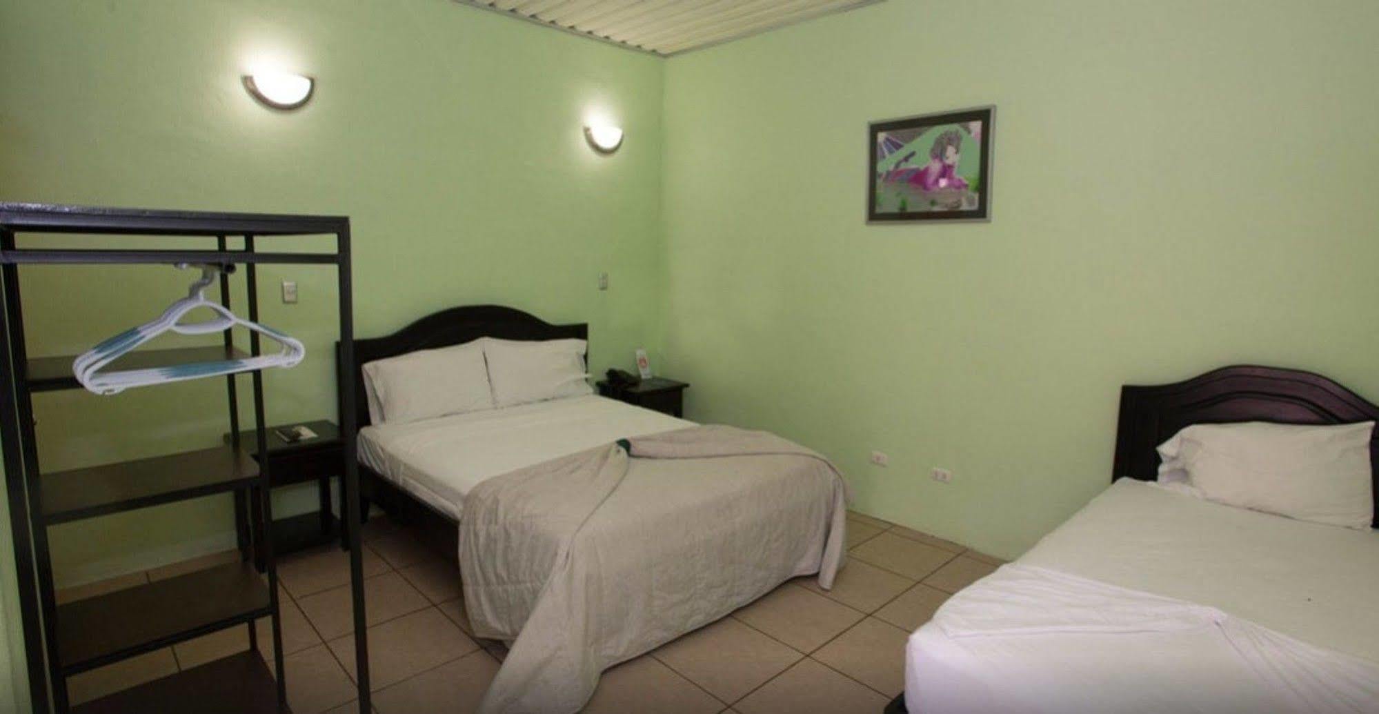 Hotel Kayak 3*