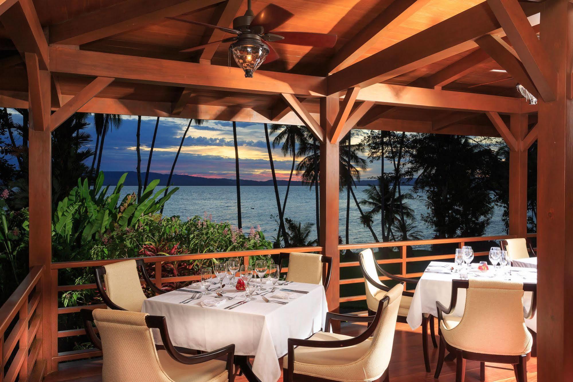 Playa Cativo Hotel