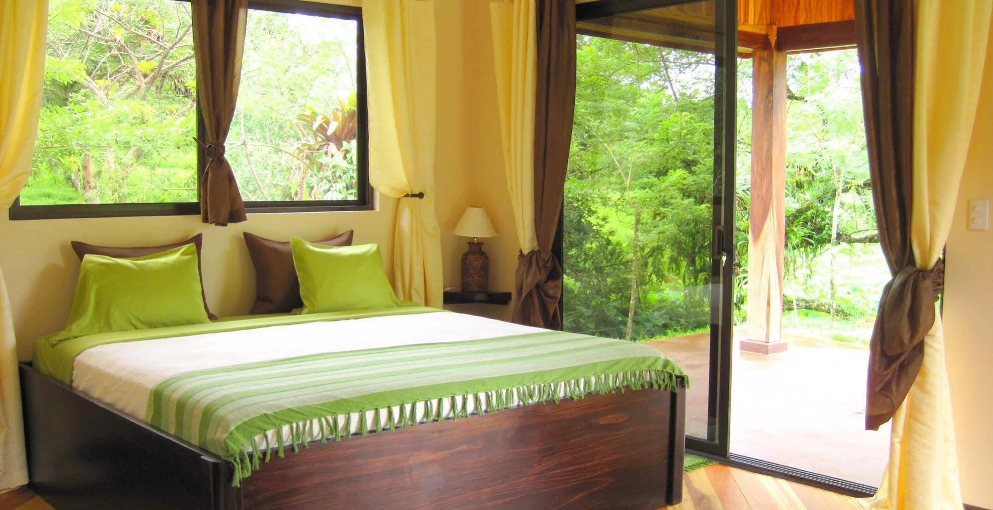 Bed & Breakfast Tai Cacao Bijagua