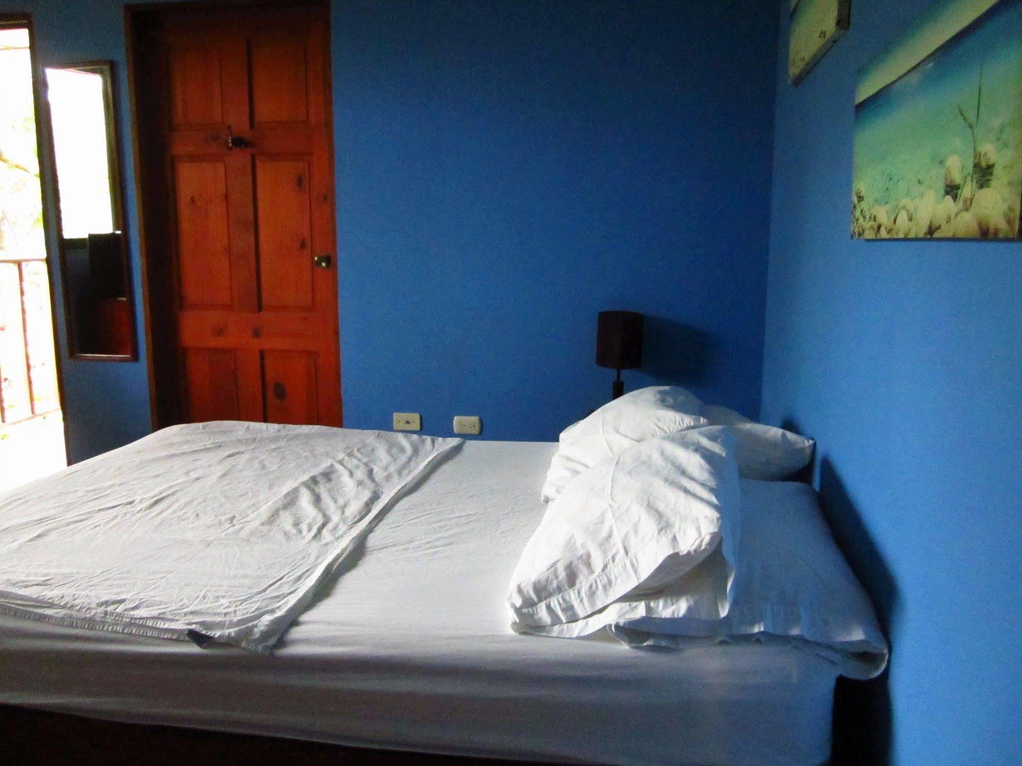 El Mariposario Gardens Bed & Breakfast 3*