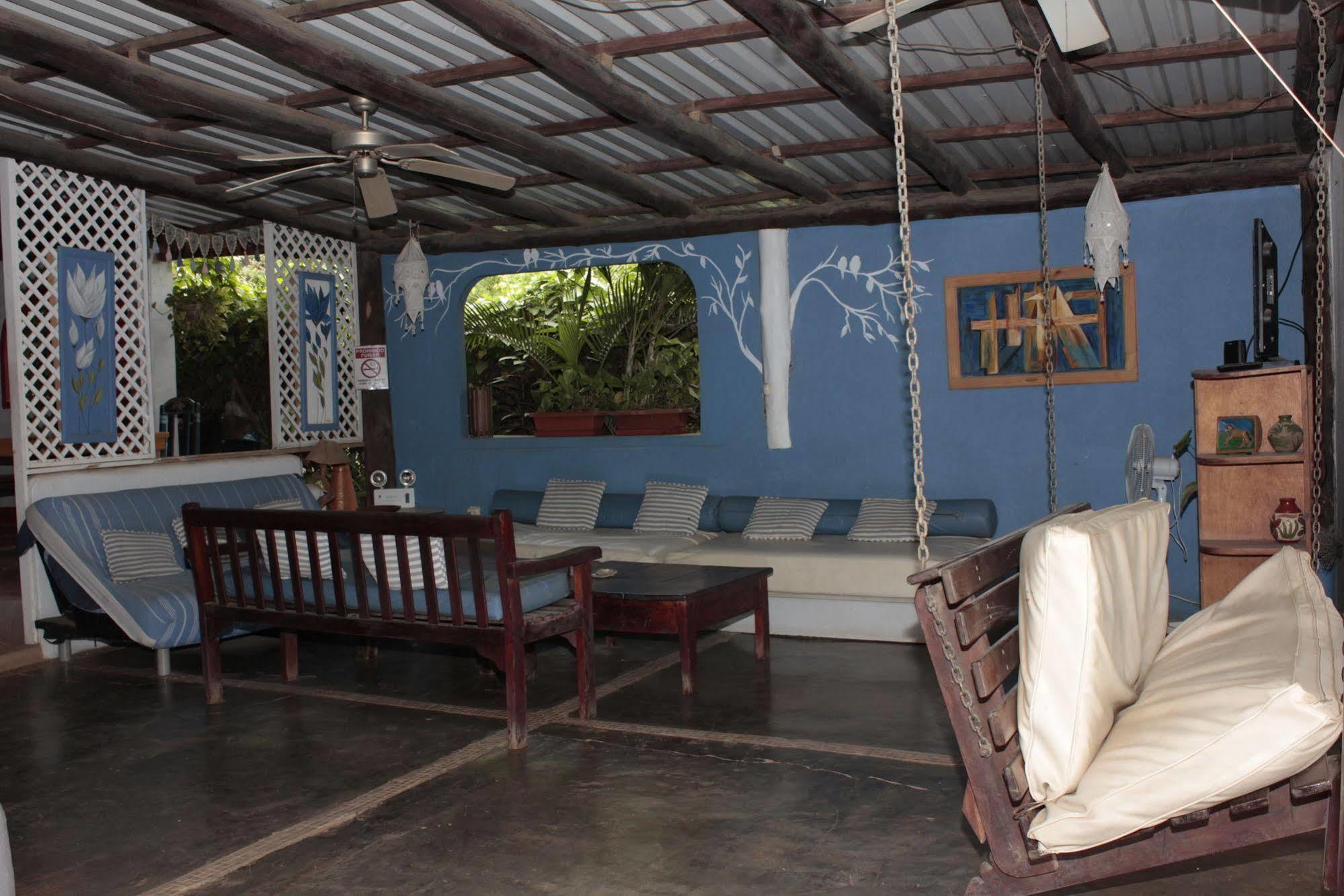 Hostel La Botella De Leche Tamarindo