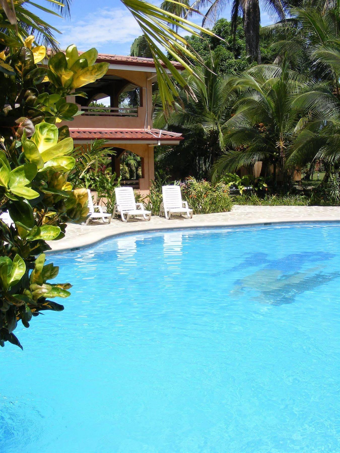 Playa Westfalia Puerto Limon