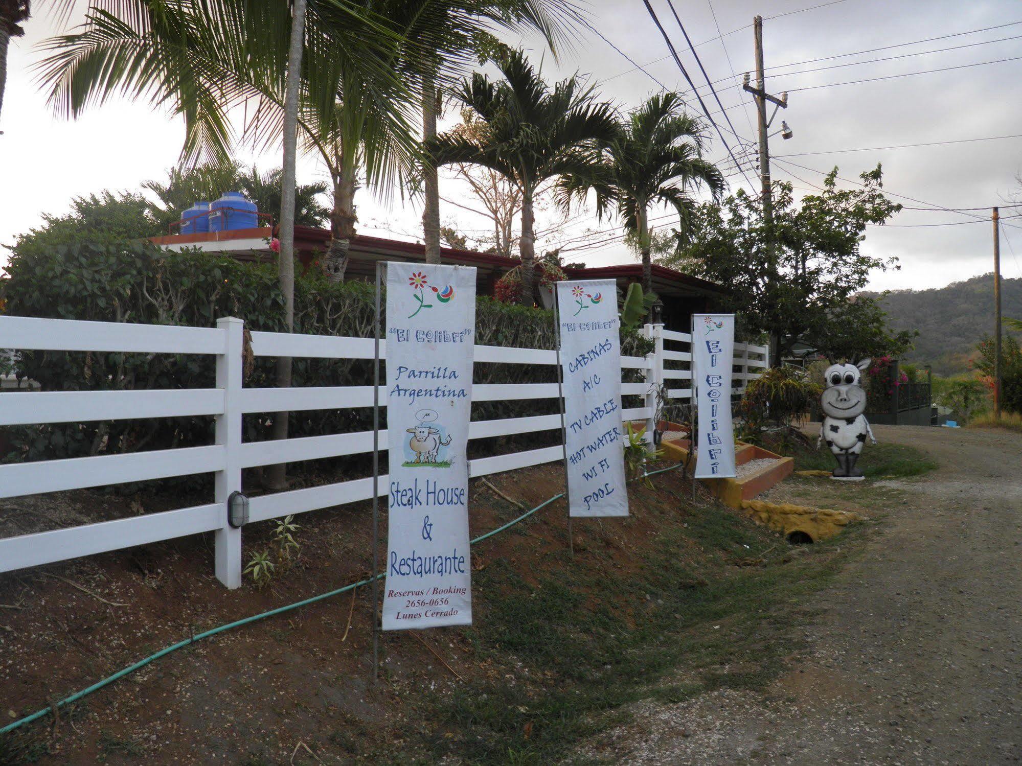 Cabinas El Colibri Hotel Puerto Carrillo