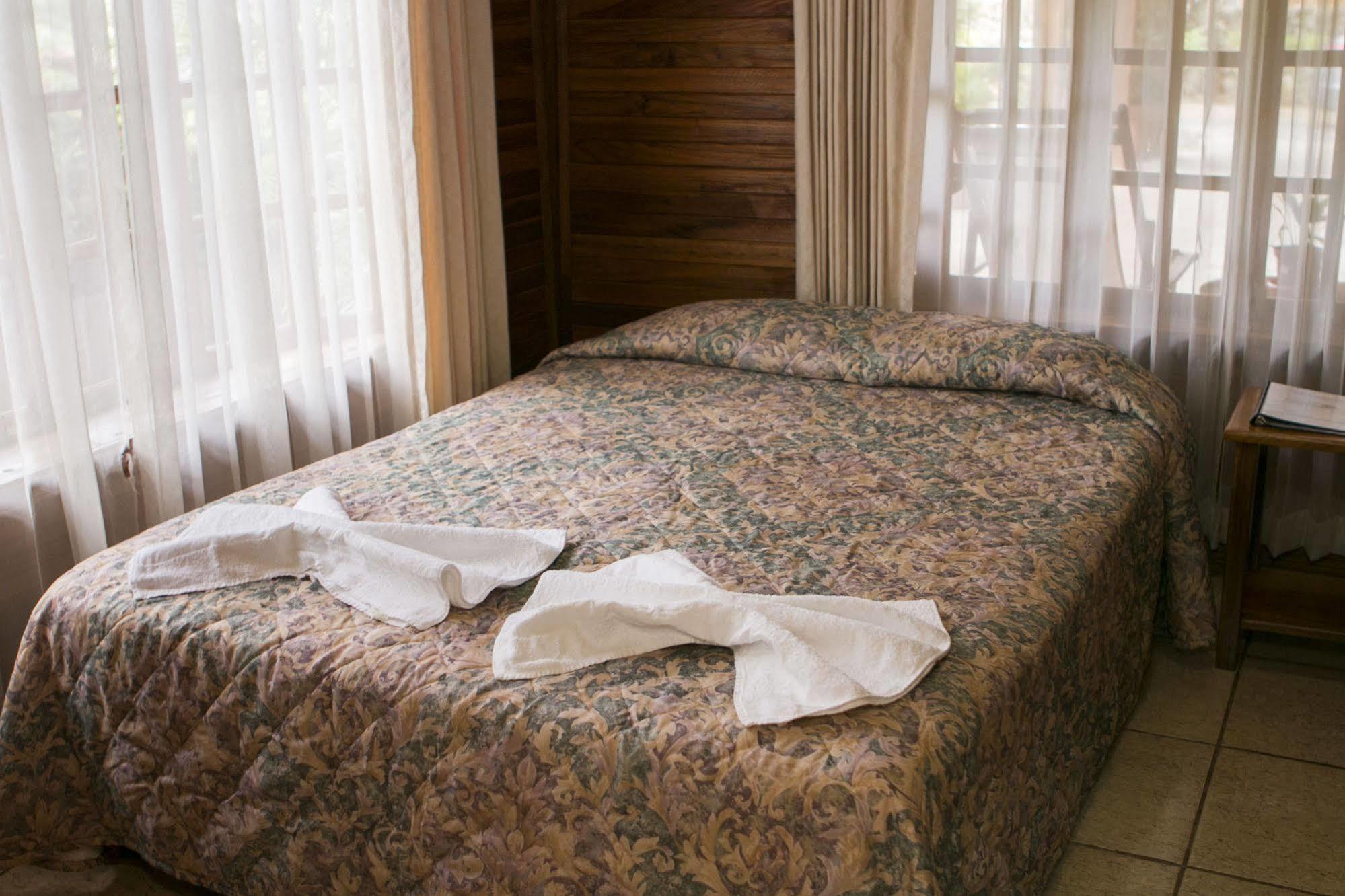 Hotel Santa Elena 2*