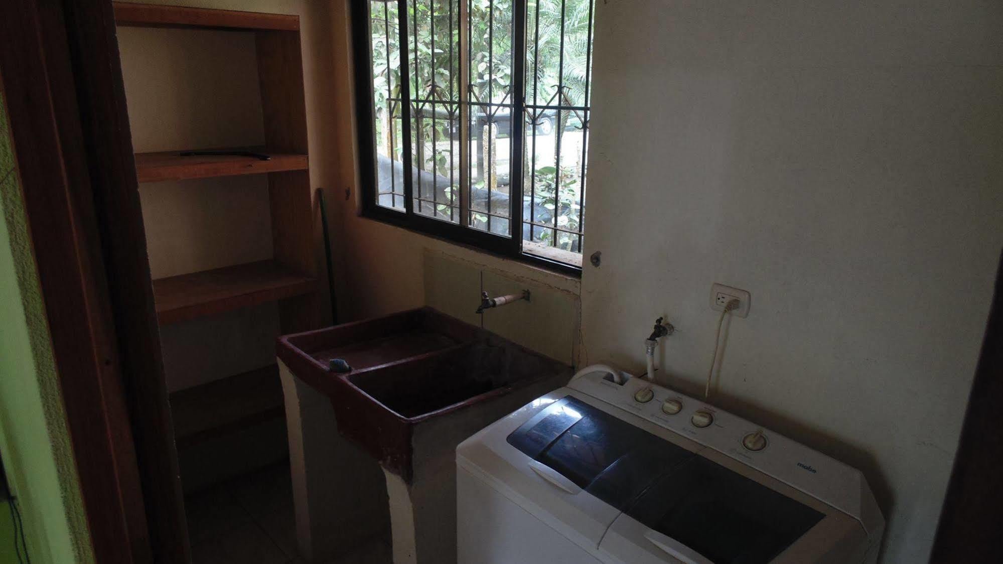 Cahuita Lodge Apartment *