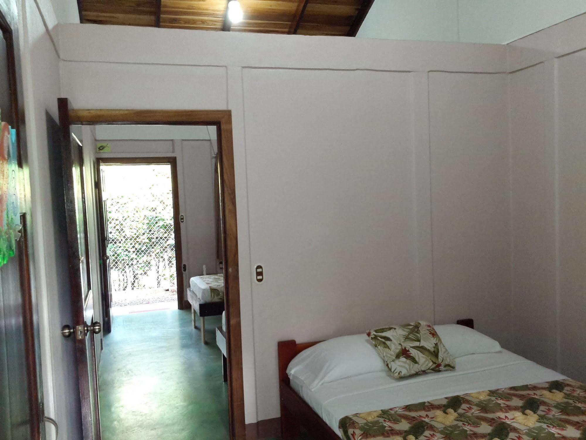 Cabinas Tropicales Hotel 3*