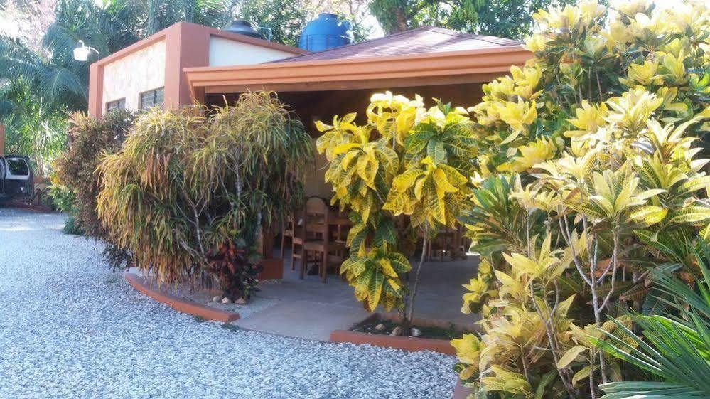 Alkamar Hotel 2*