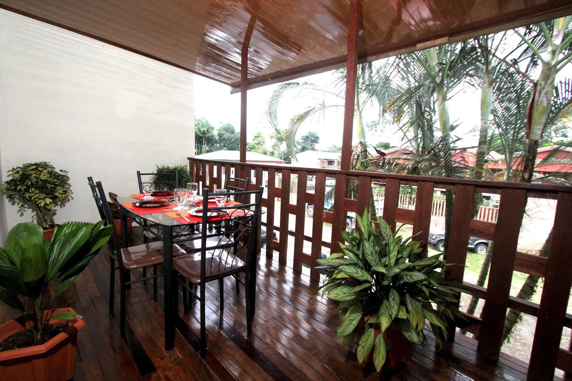 Hotel La Fortuna Rooms 2*