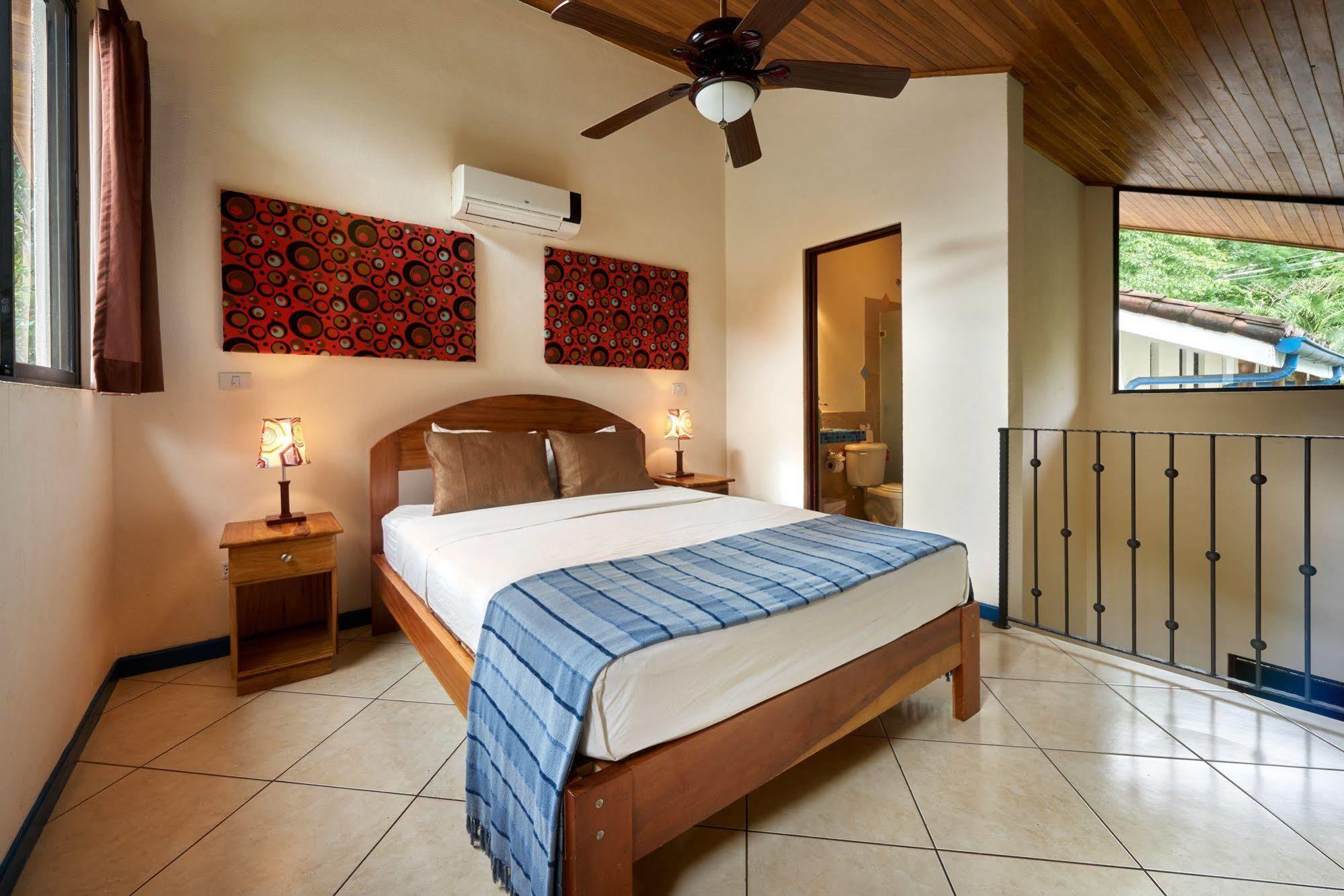 Hotel Blue Tamarindo