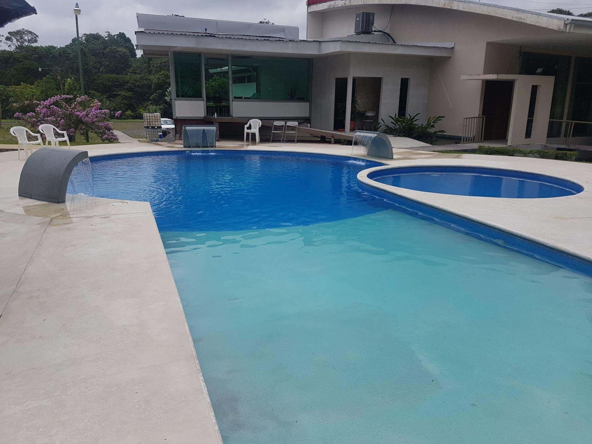 Rios Hotel