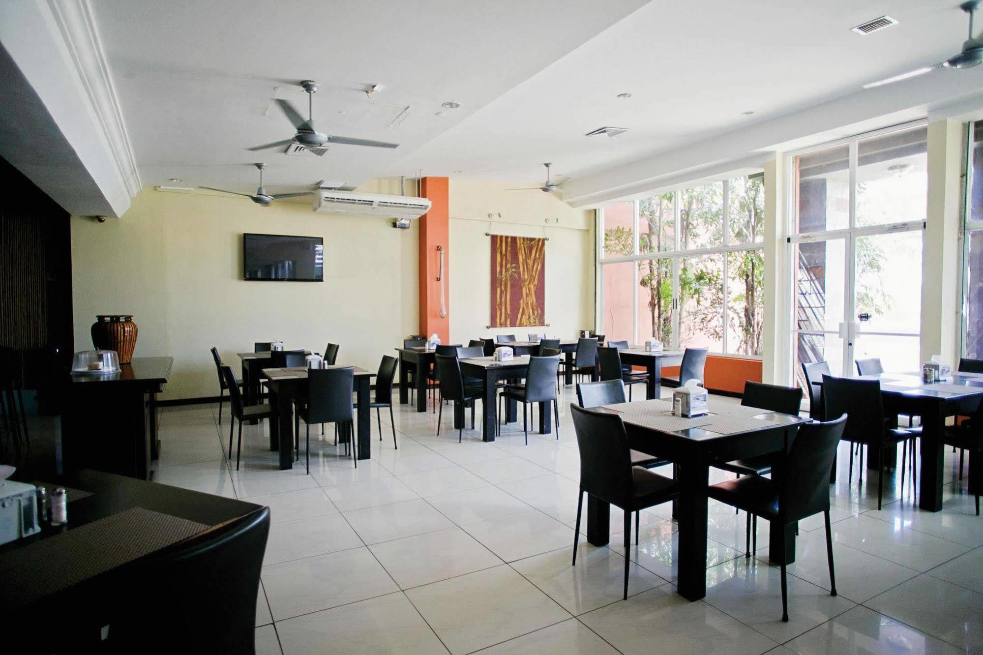 Cana Brava Hotel 3*