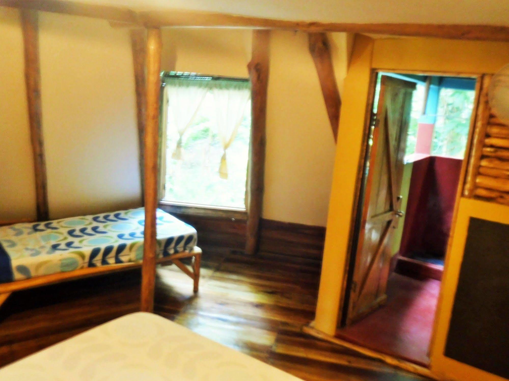 Bed & Breakfast Se Ua Manzanillo (Limon)