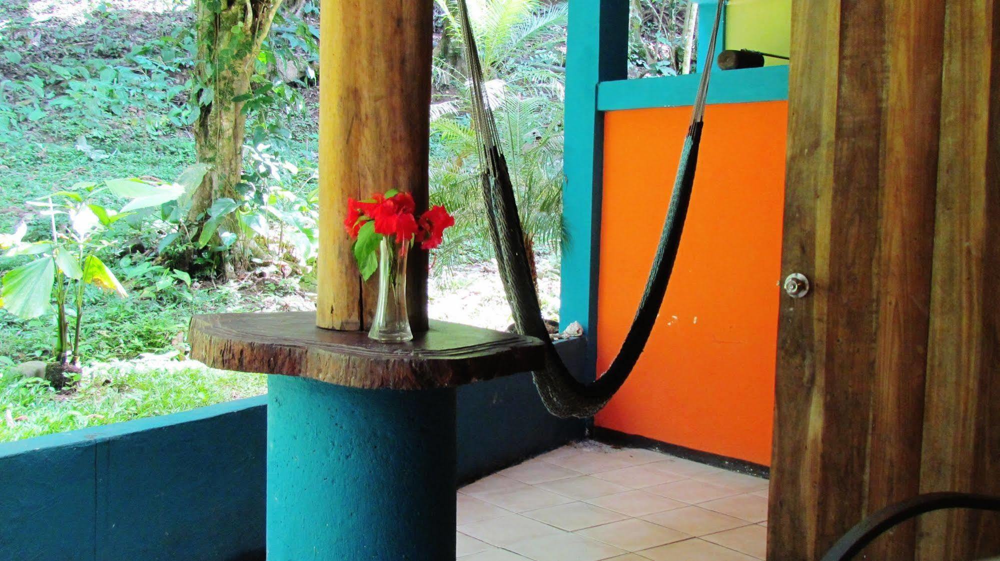 Bed & Breakfast Se Ua Manzanillo (Limon)
