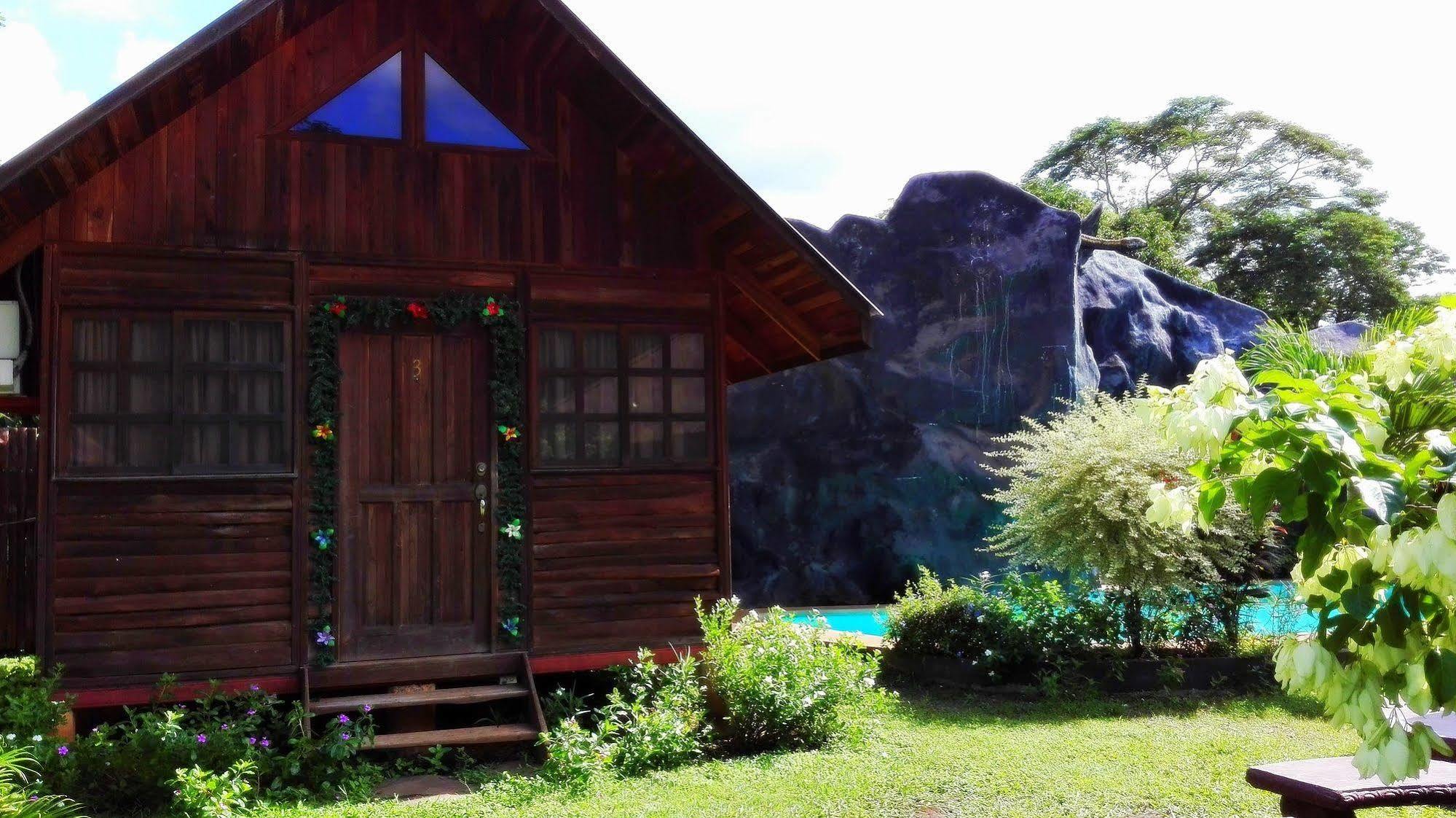 La Teca Lodge *