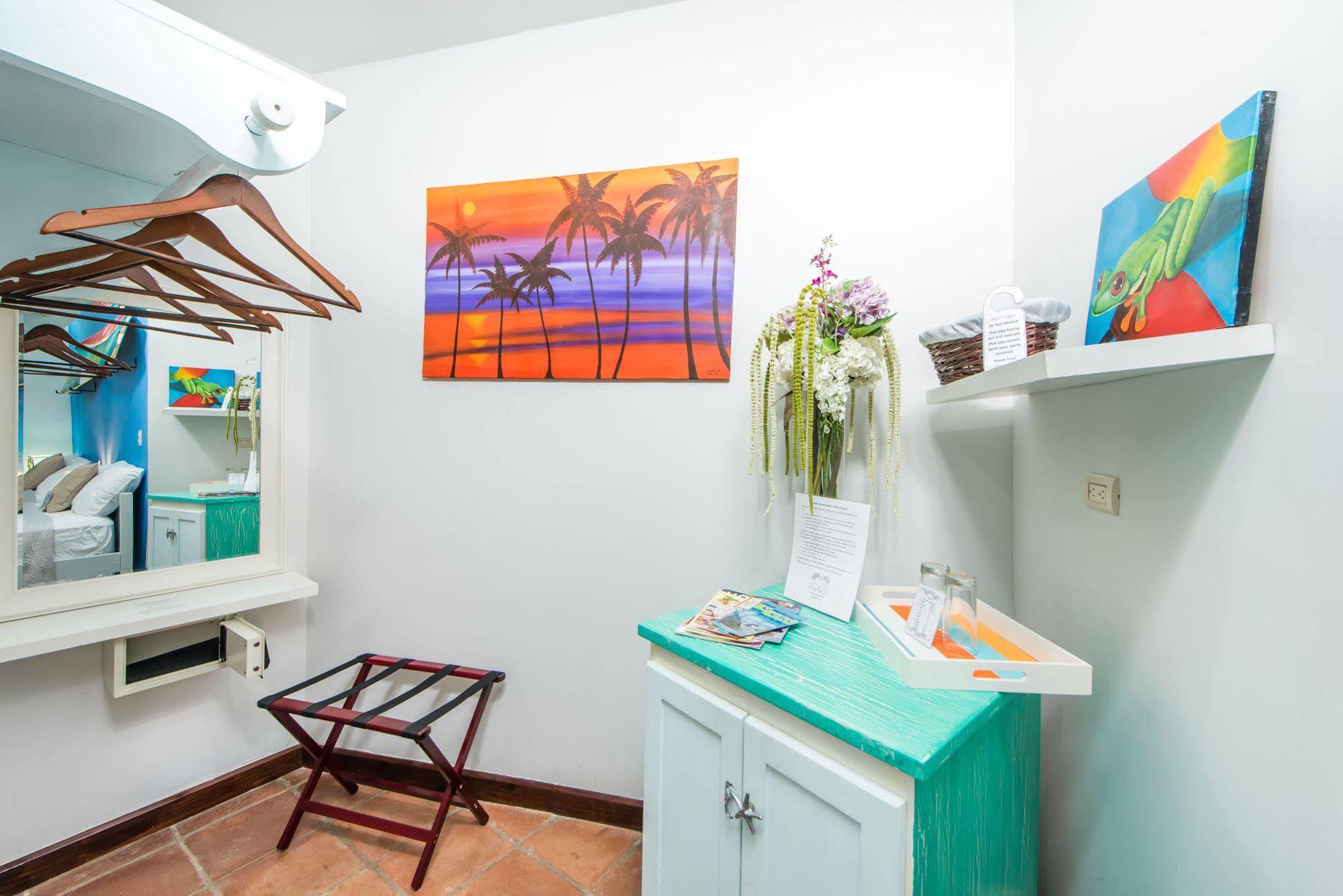 Sirena Serena B&B And Retreat Bed & Breakfast