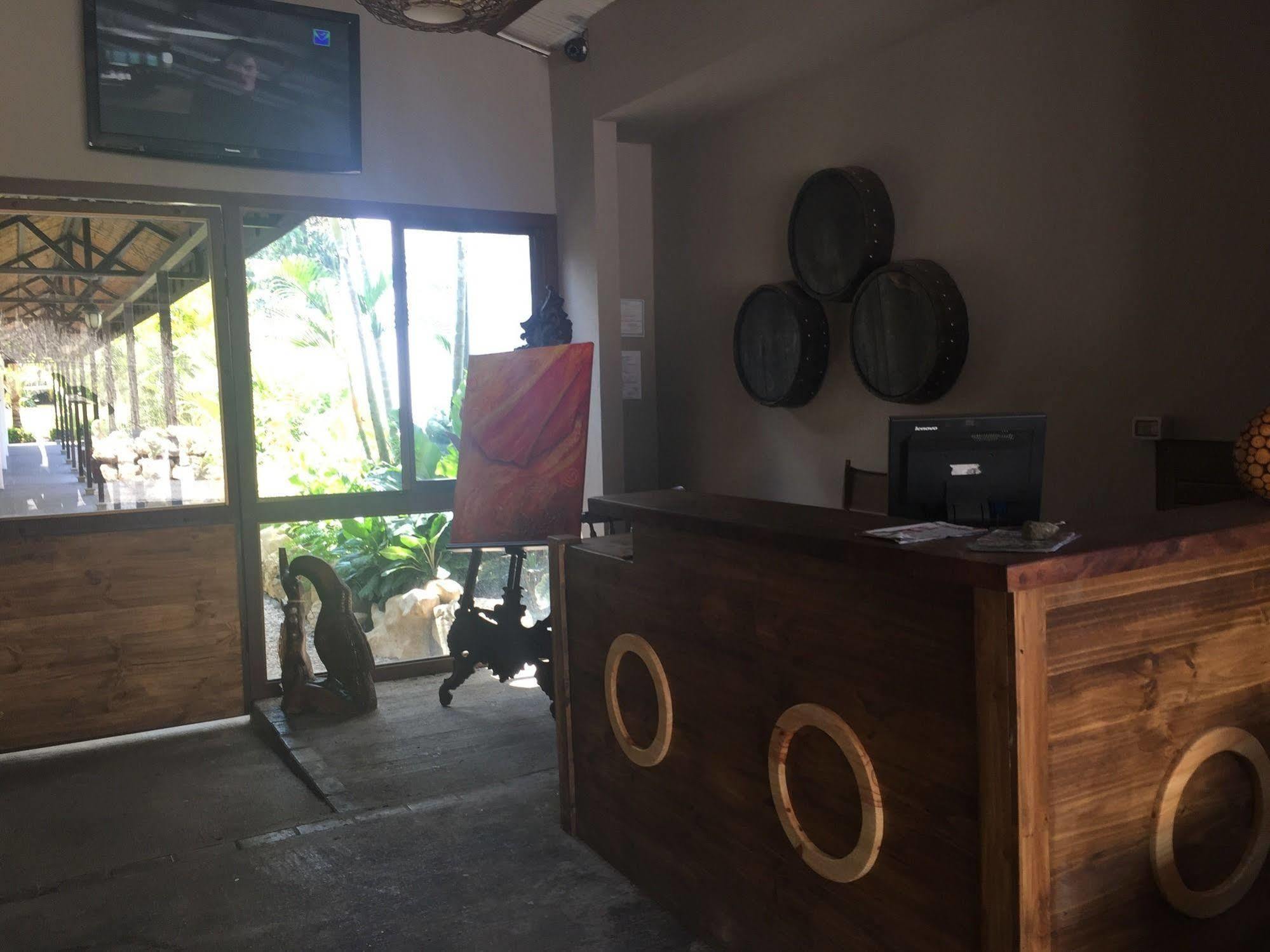 Hotel Costa Del Sol Quebrada Ganado