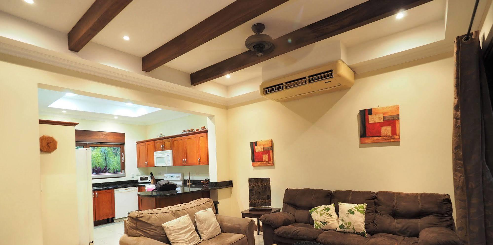 Luxury Terrace, Access - M10 Apartment *
