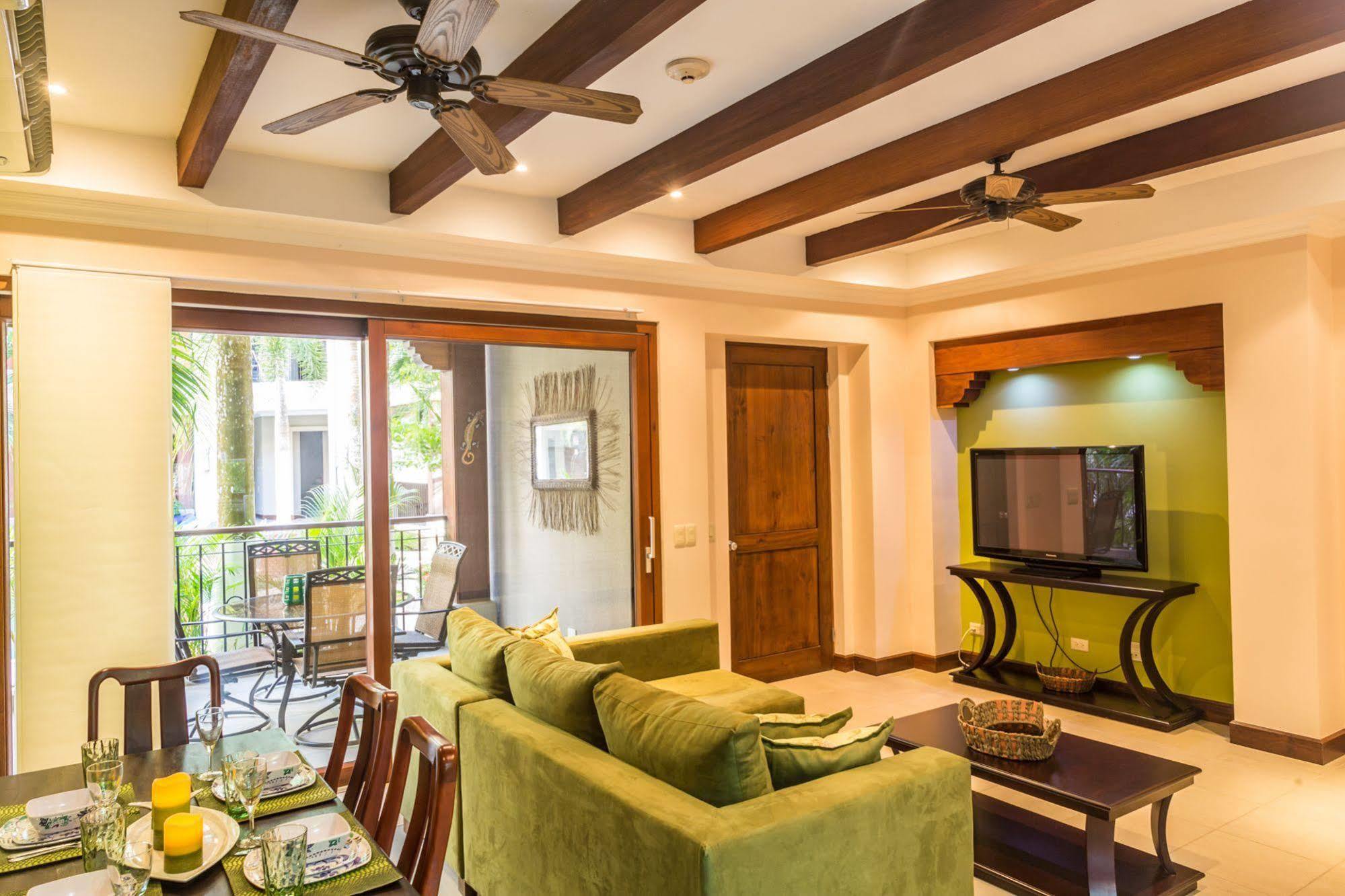 Luxury Terrace, Access - M10 * Jaco