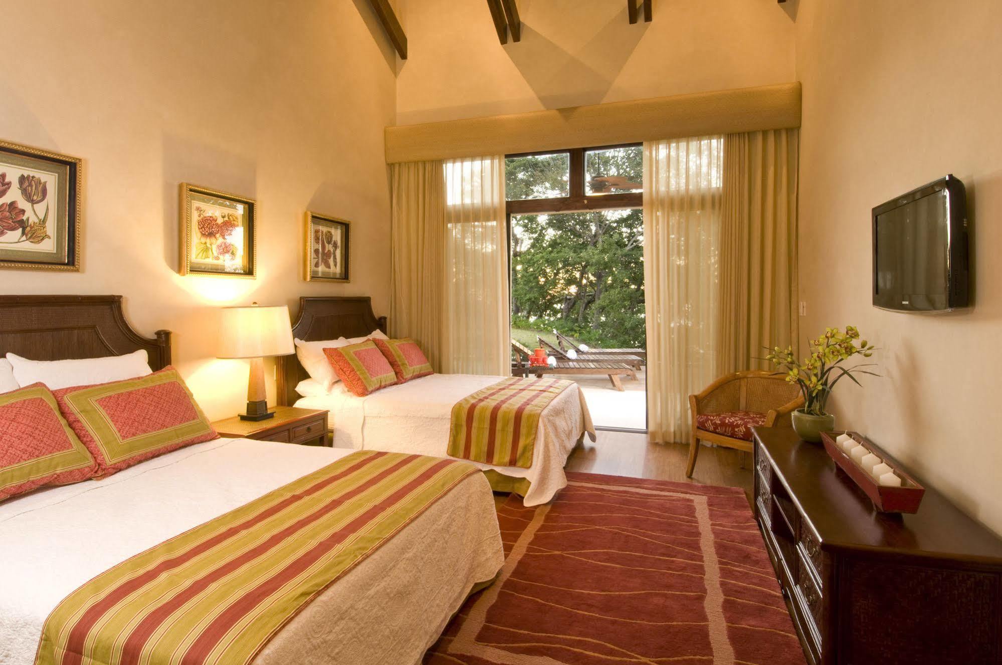 Papagayo Luxury 4* Papagayo Bay