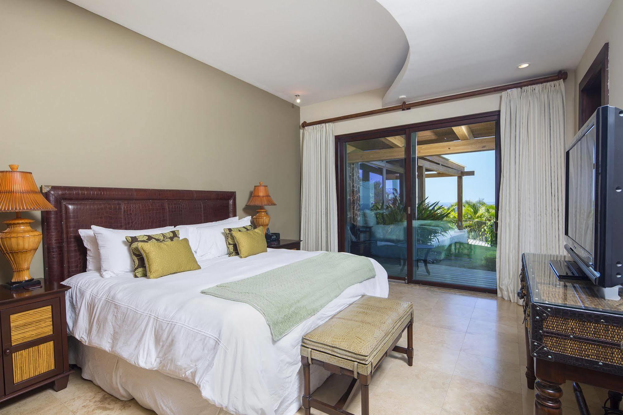 Papagayo Luxury Hotel 4*