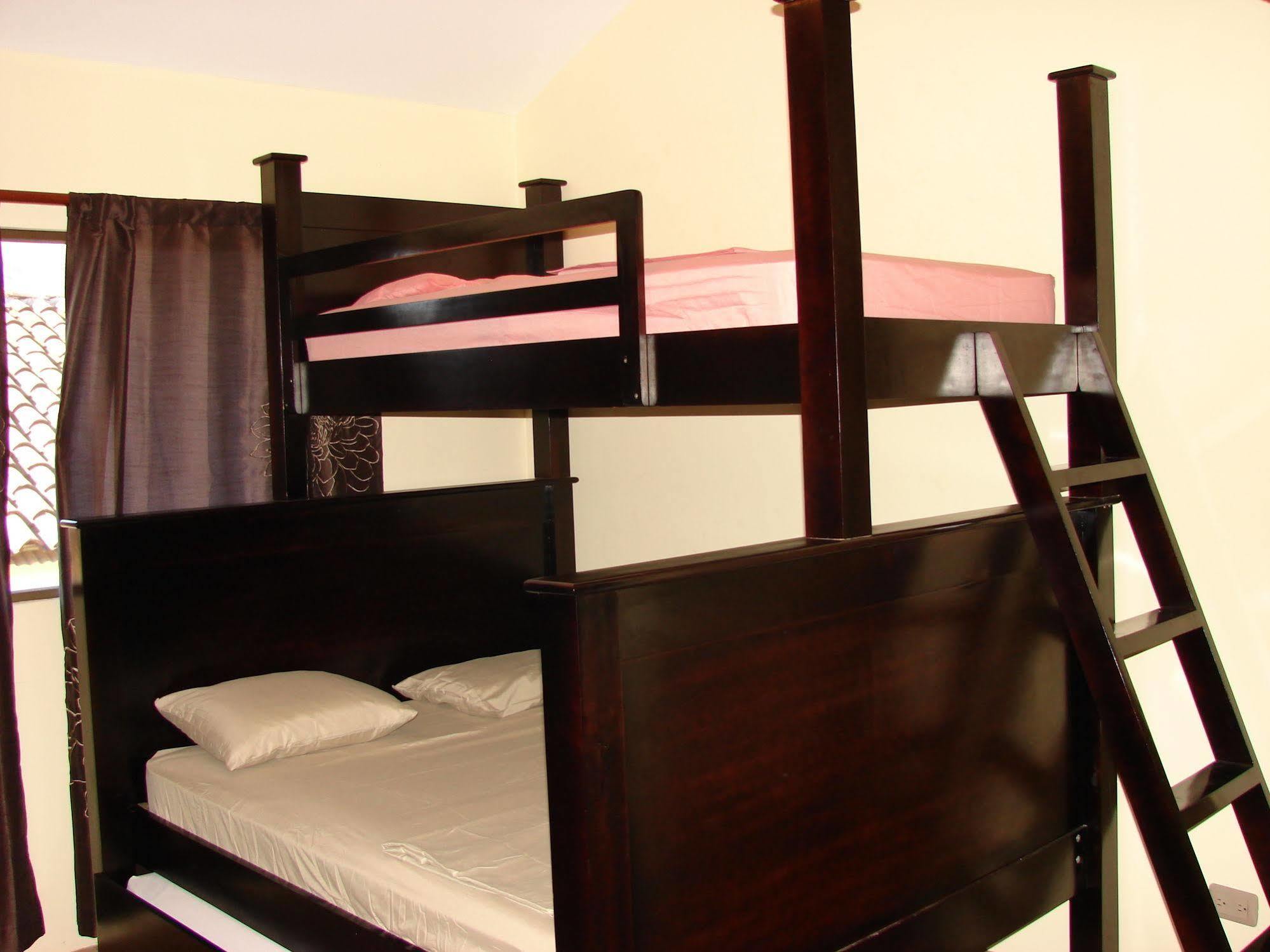 Sweet Dreams Hotel 2*