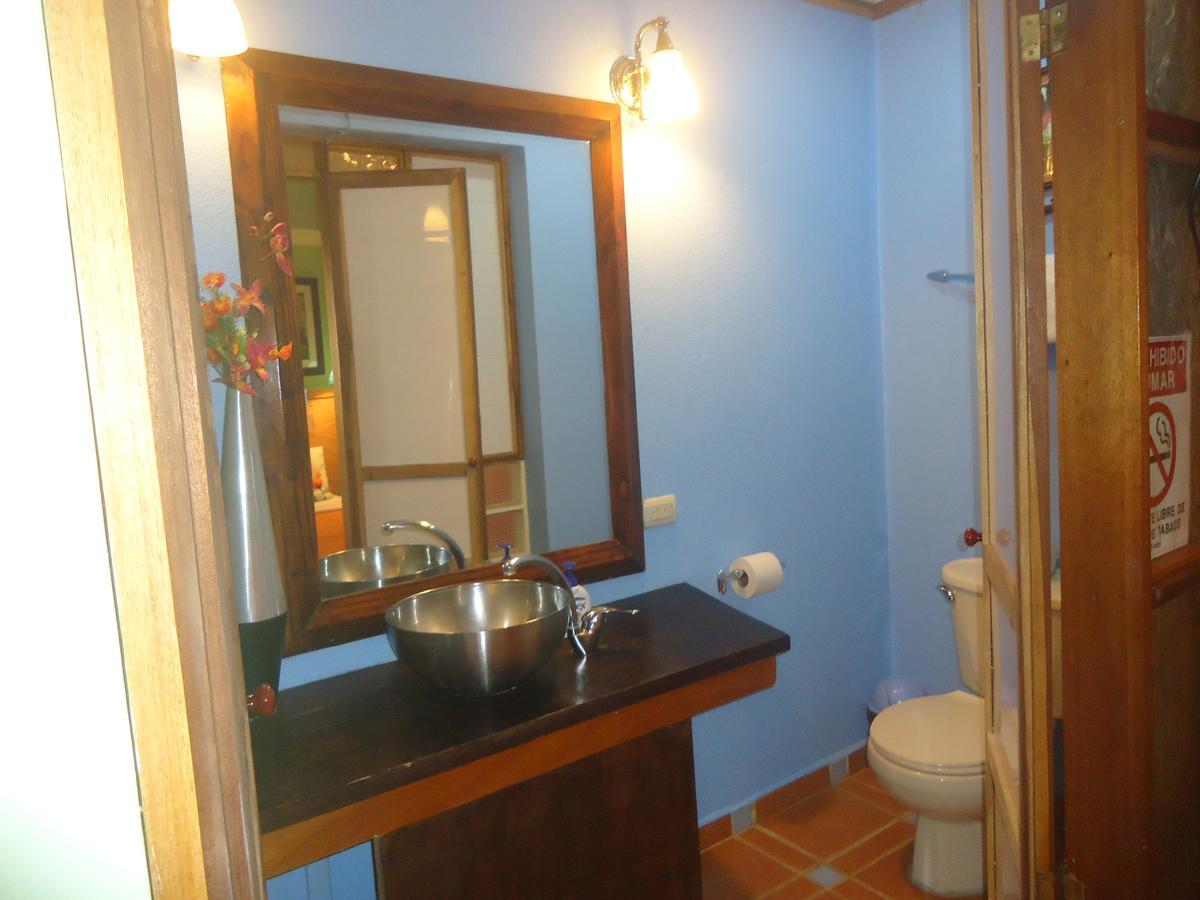 Mandarina Hotel 3*